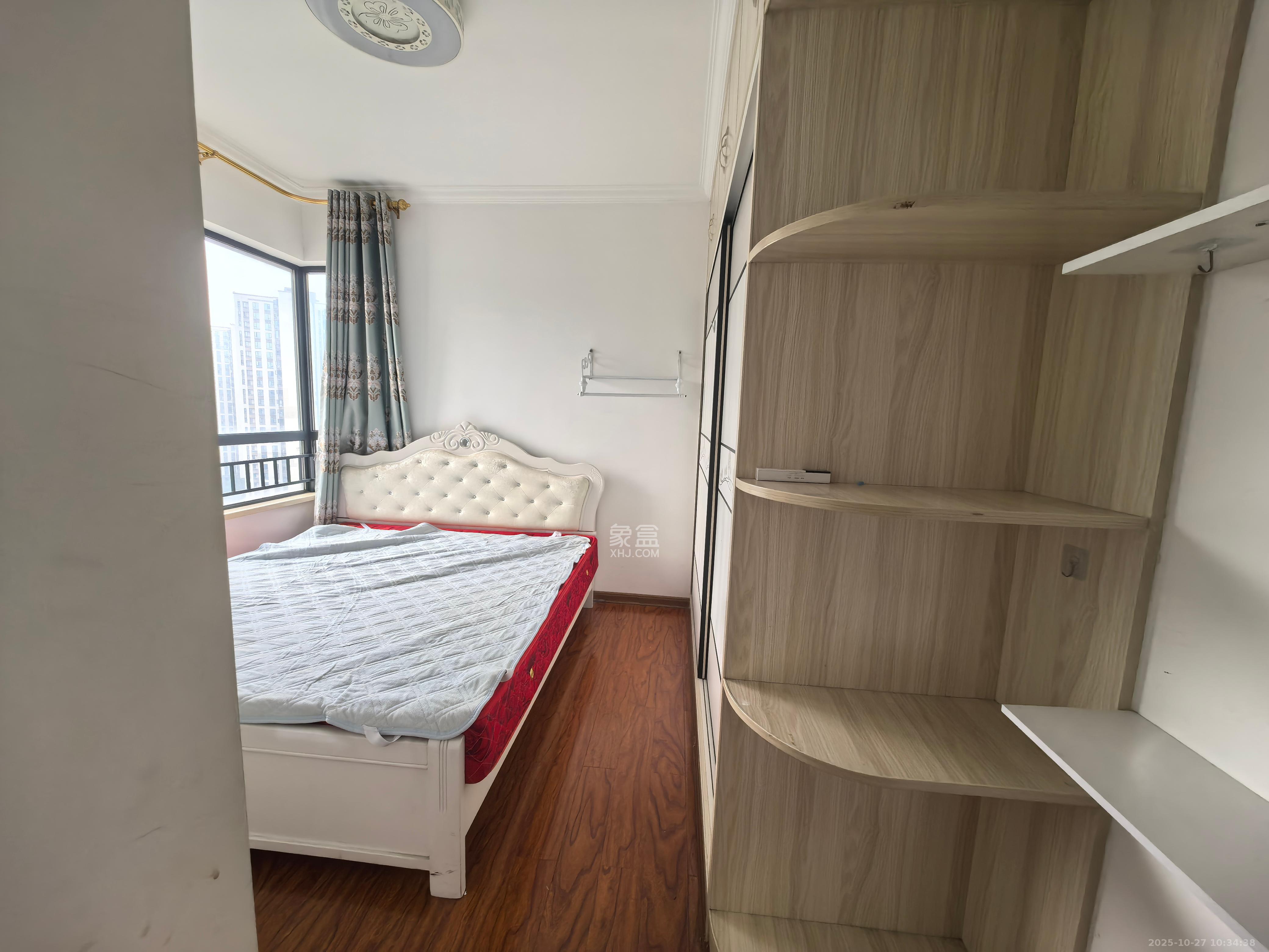 中海梅溪湖壹号  3室2厅1卫    2300.0元/月室内图