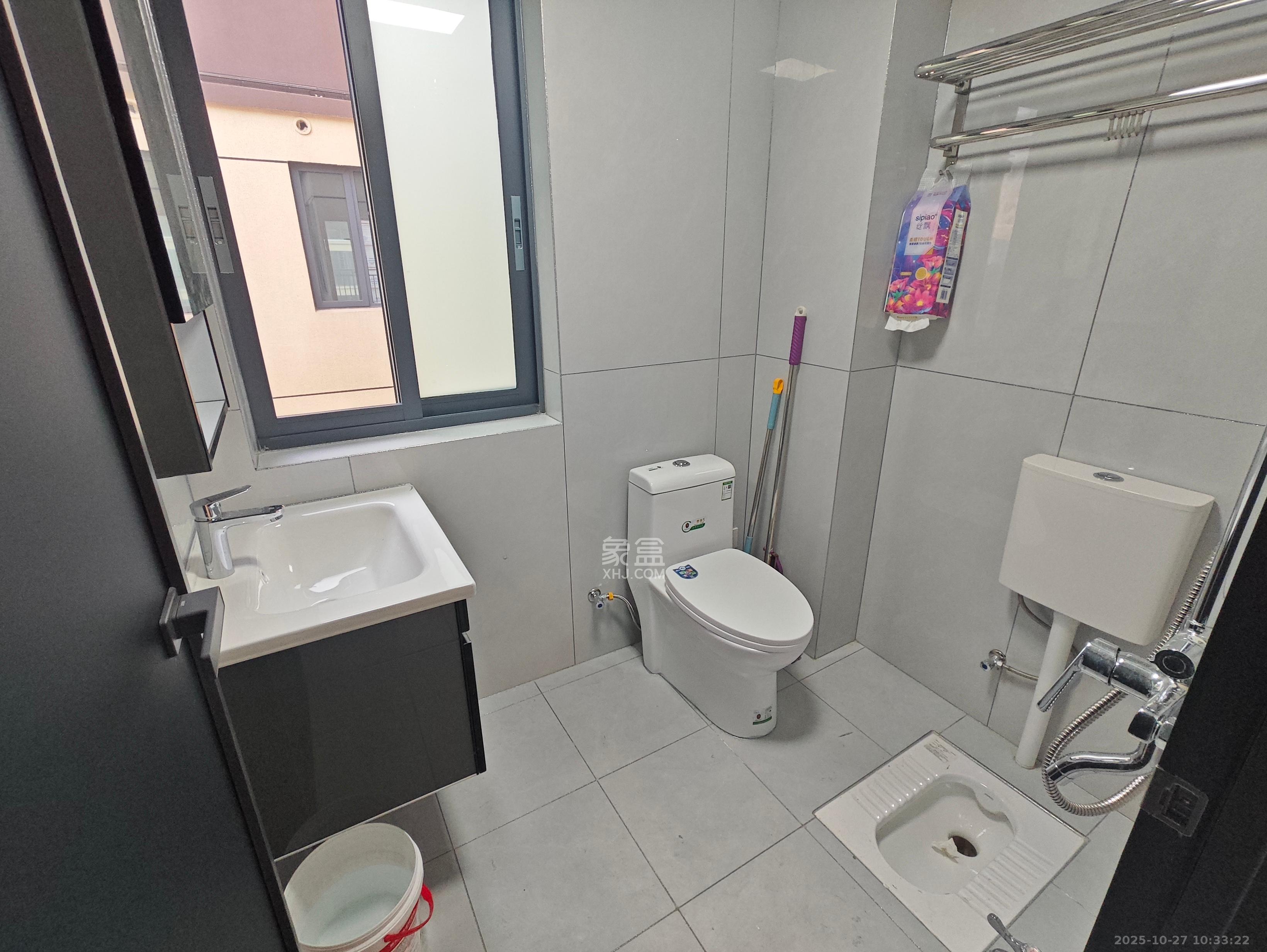 学士翰林苑  2室2厅1卫    1800.0元/月室内图