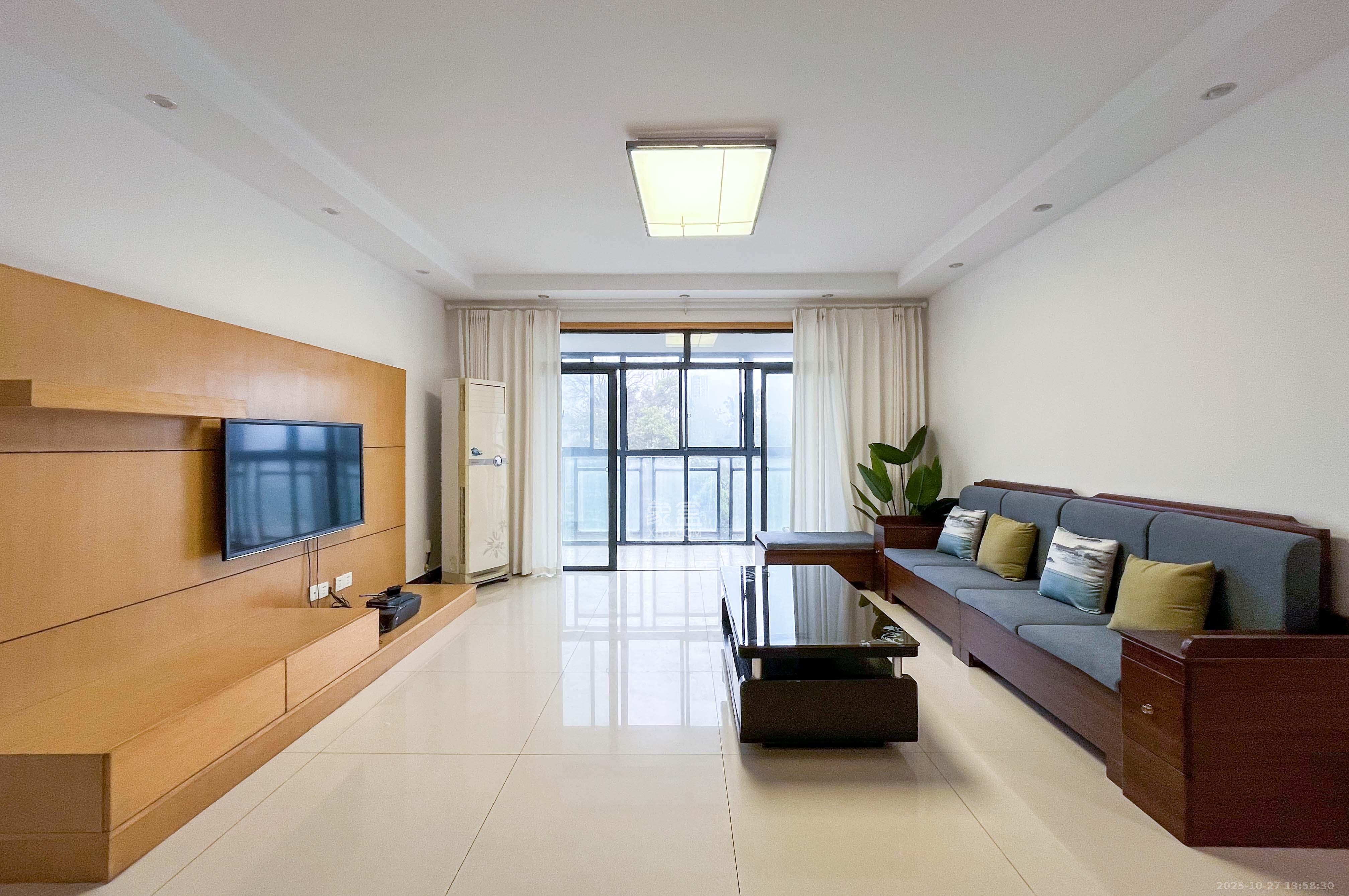 海林馨香雅苑  3室2厅2卫    115.0万