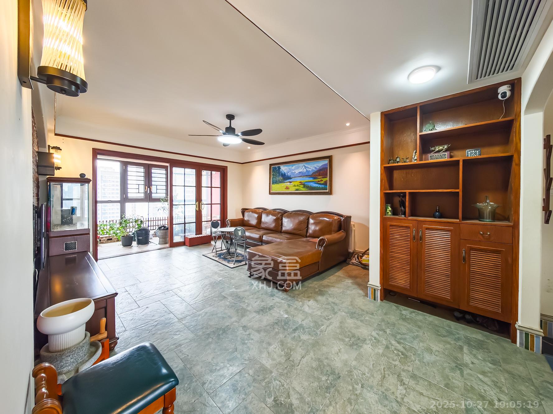 湘诚德峰小区C区  1室0厅0卫    151.0万