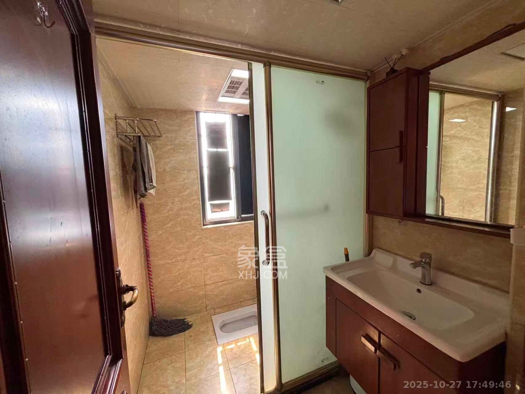 鑫远御文台一期  2室2厅1卫    2380.0元/月 鑫远御文台一期  2室2厅1卫    2380.0元/月室内图