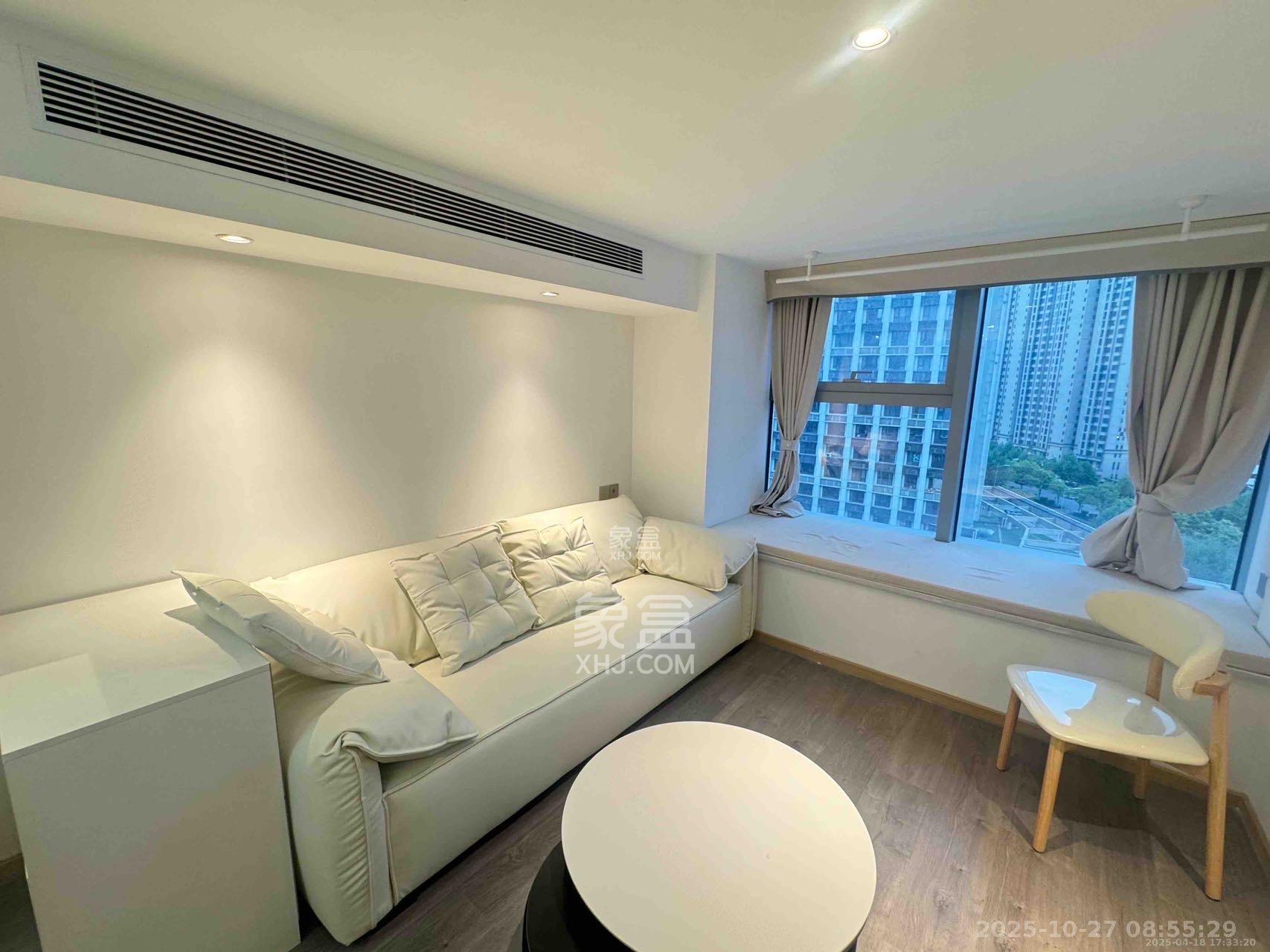 正荣梅溪紫阙台  2室1厅1卫    2400.0元/月