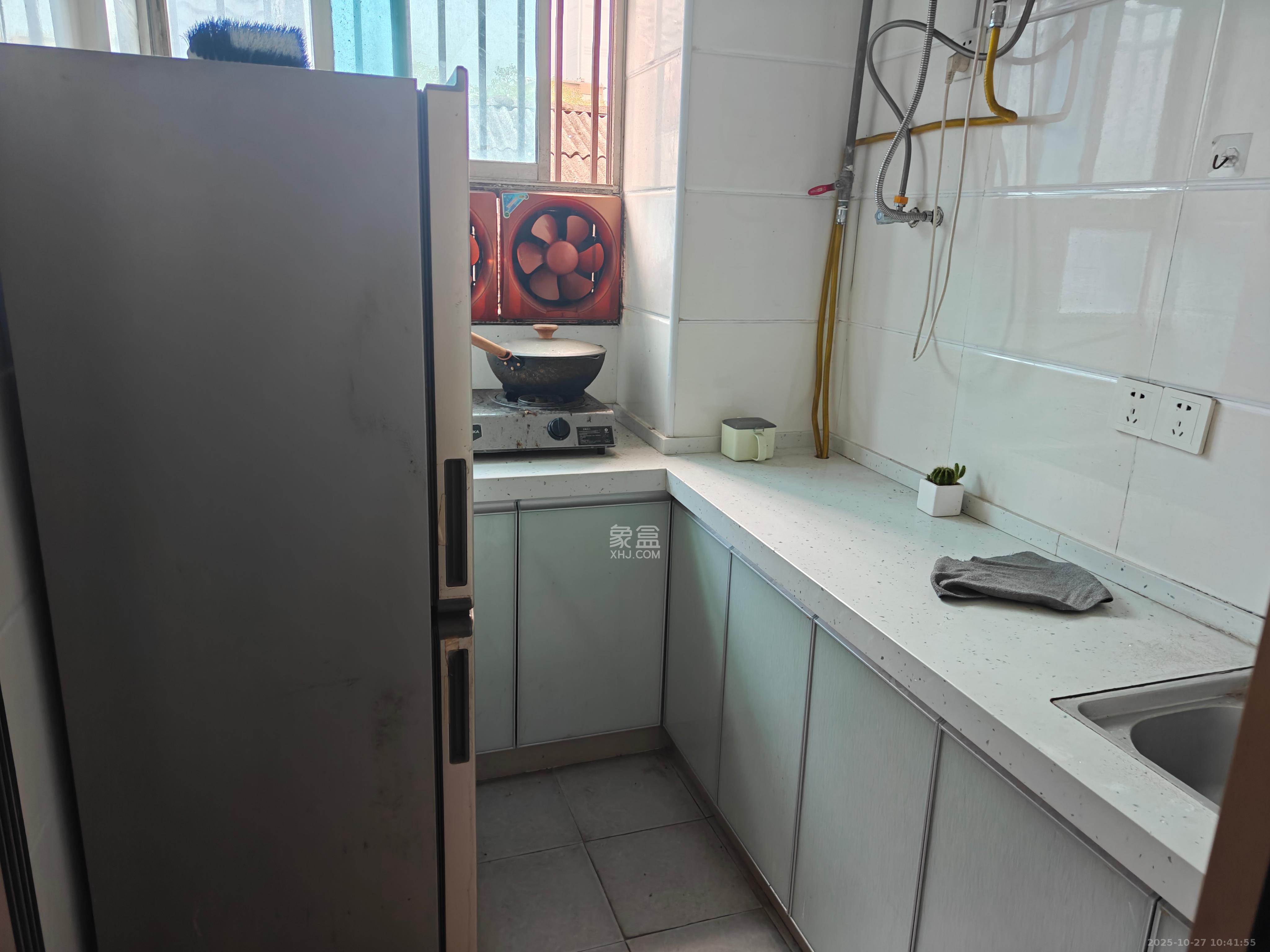 光裕里（光裕里巷电梯厂宿舍）  1室0厅0卫    1600.0元/月室内图