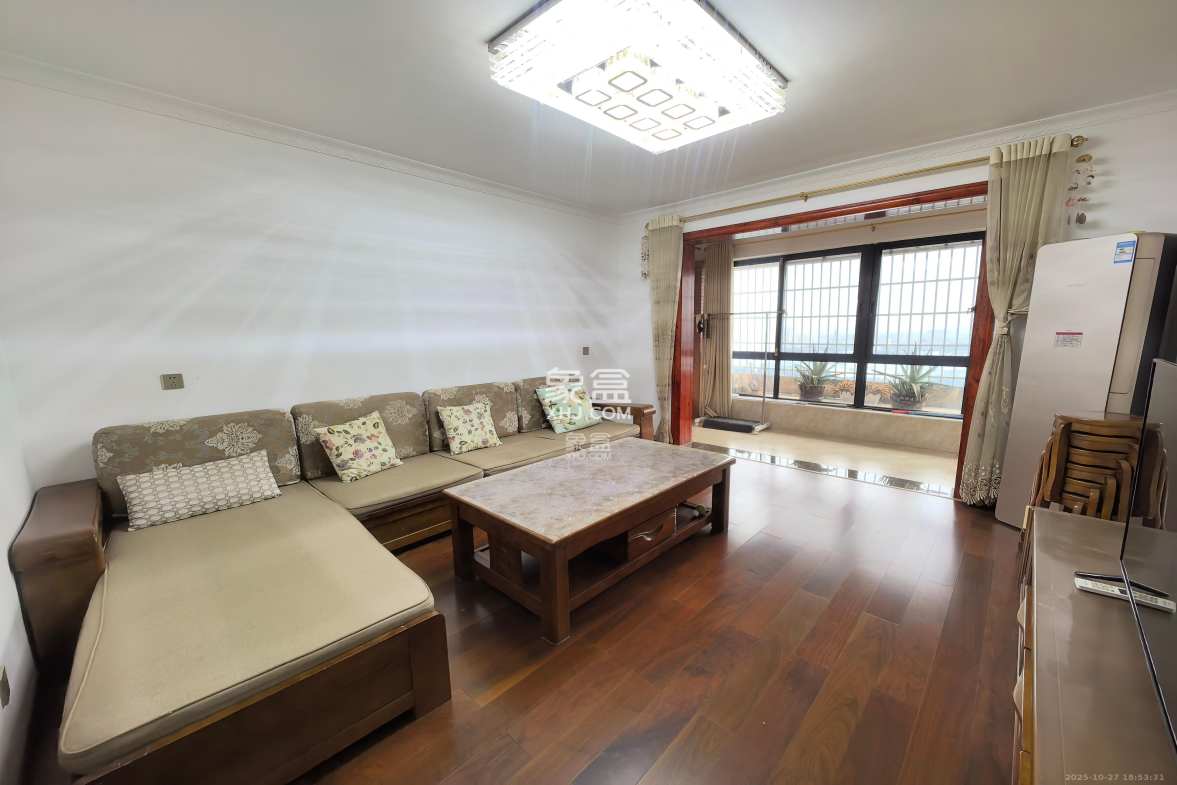 长永佳苑 2室2厅1卫 1700.0元/月 长永佳苑 2室2厅1卫 1700.0元/月室内图