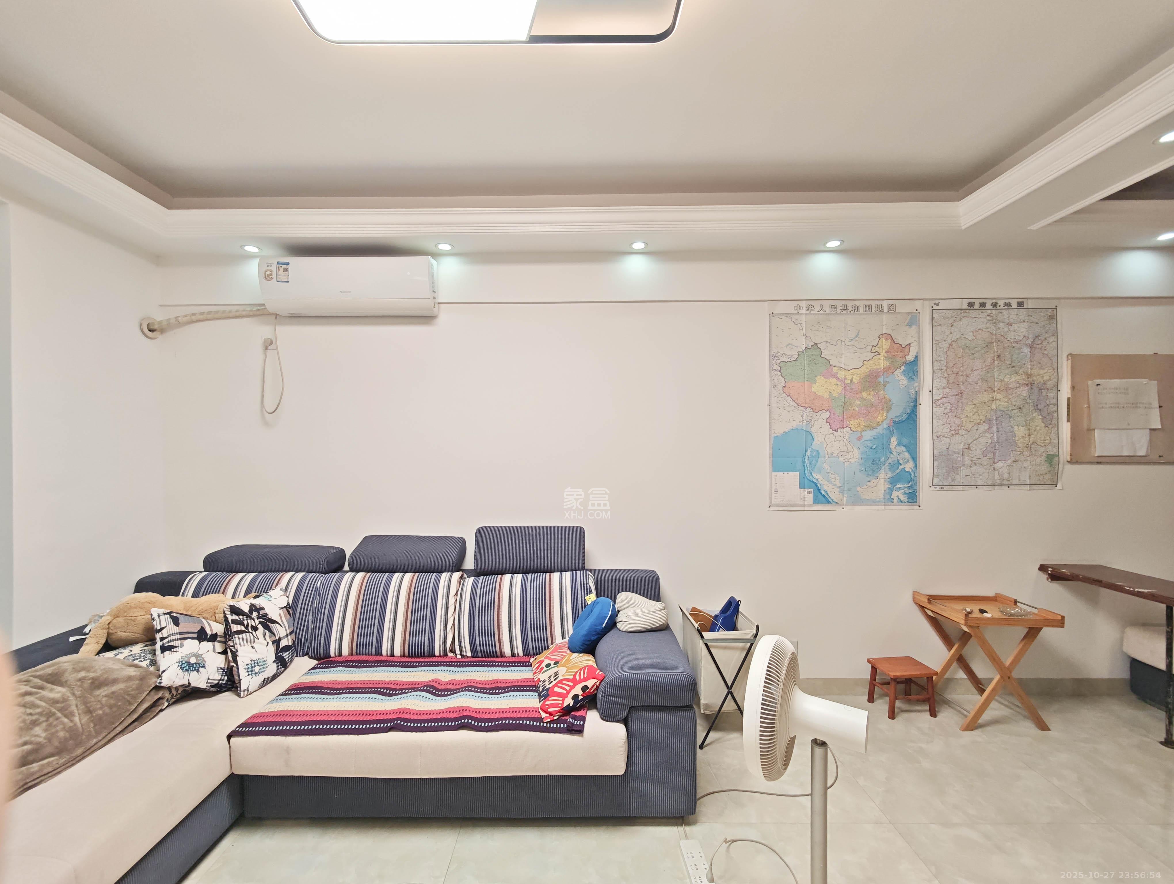 美洲故事高层  1室1厅1卫    50.0万 美洲故事高层  1室1厅1卫    50.0万客厅