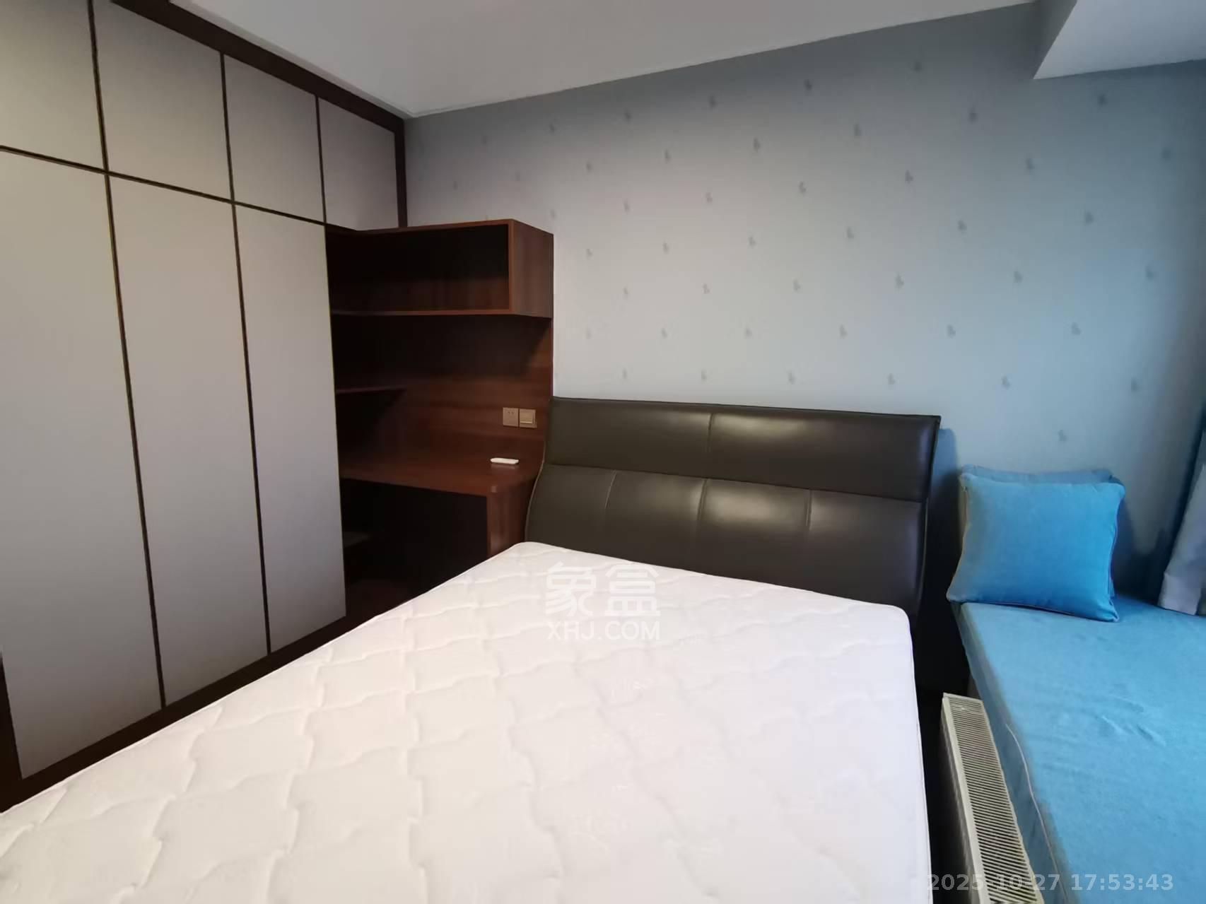 润和滨江府  4室2厅2卫    3300.0元/月室内图