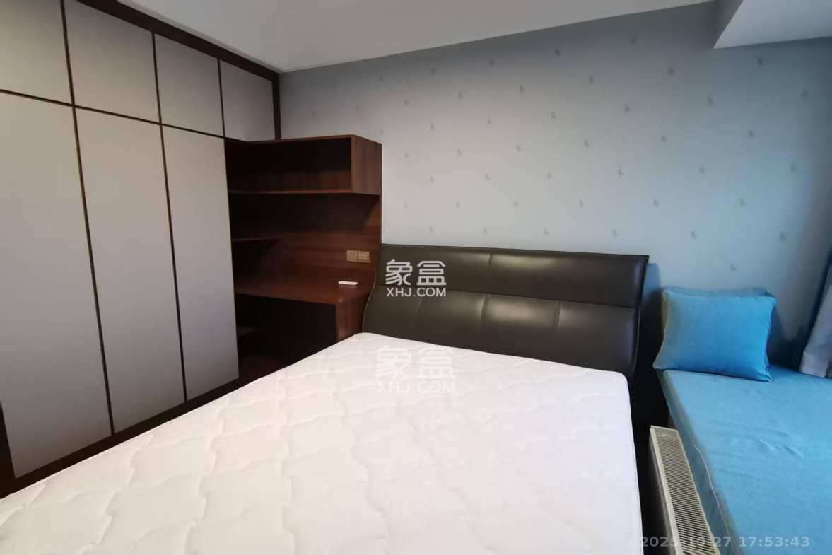 润和滨江府  4室2厅2卫    3300.0元/月 润和滨江府  4室2厅2卫    3300.0元/月室内图