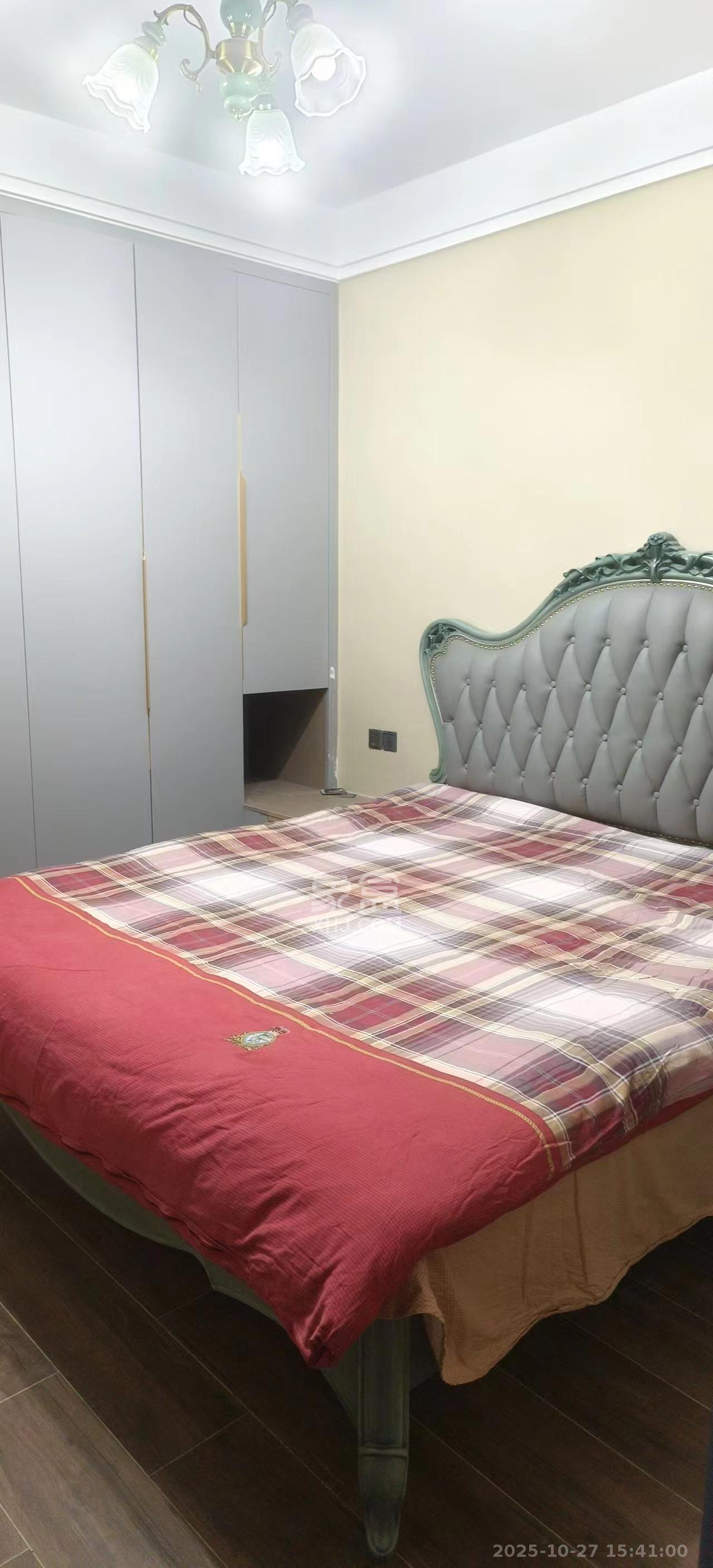 福天星中心(福天星雅苑)  4室2厅2卫    4800.0元/月 福天星中心(福天星雅苑)  4室2厅2卫    4800.0元/月室内图