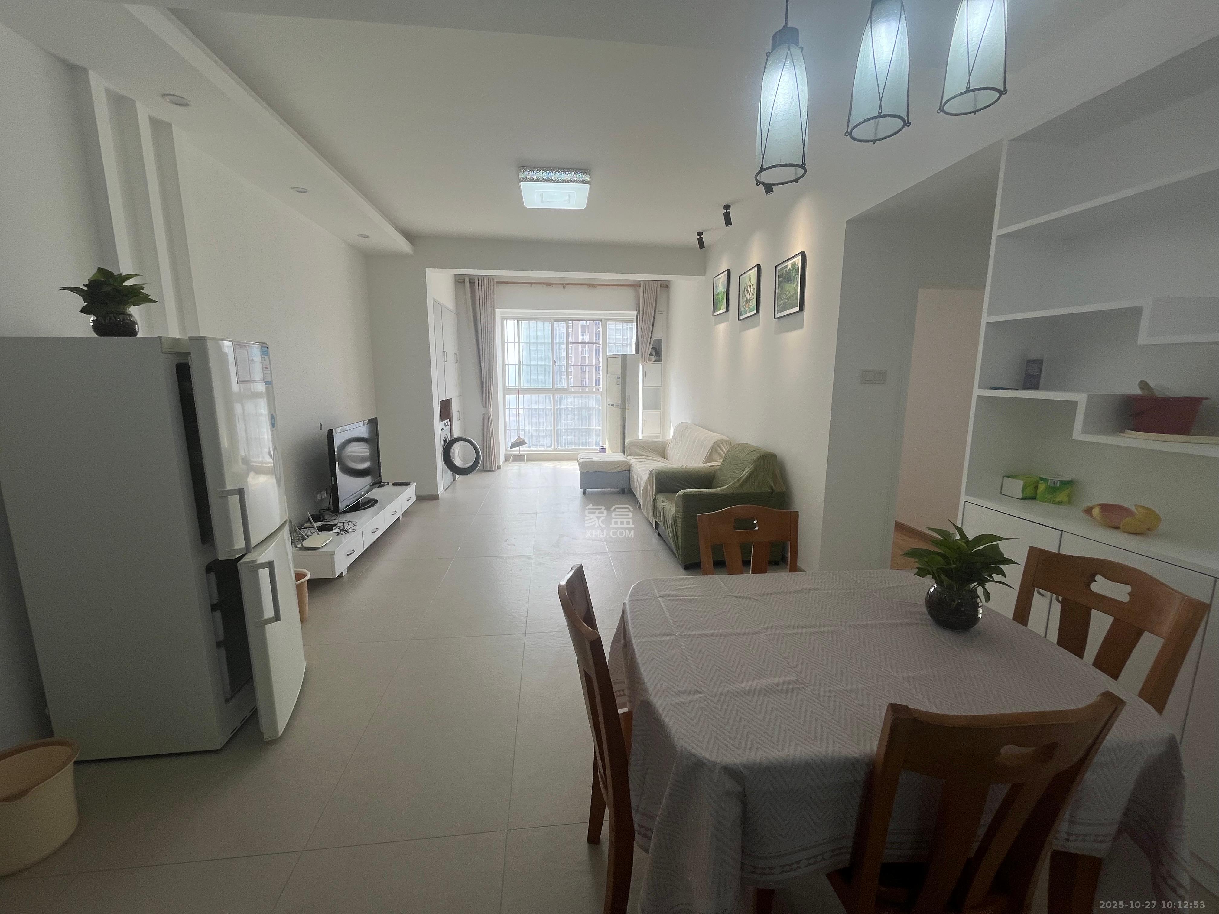 上河国际C区 3室2厅1卫 2800.0元/月 上河国际C区 3室2厅1卫 2800.0元/月室内图