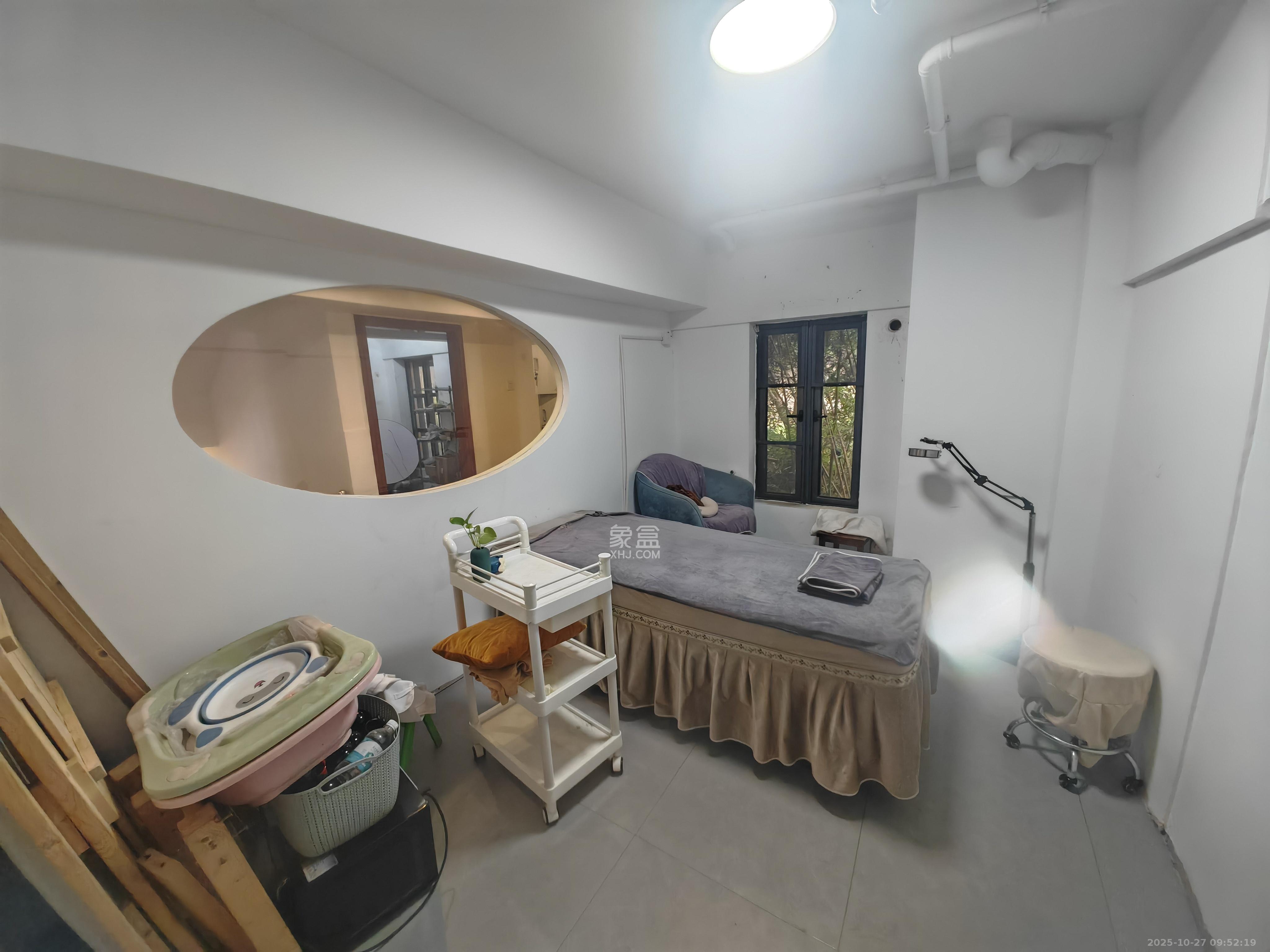 万科金域蓝湾   214.0㎡      13000.0元/月室内图