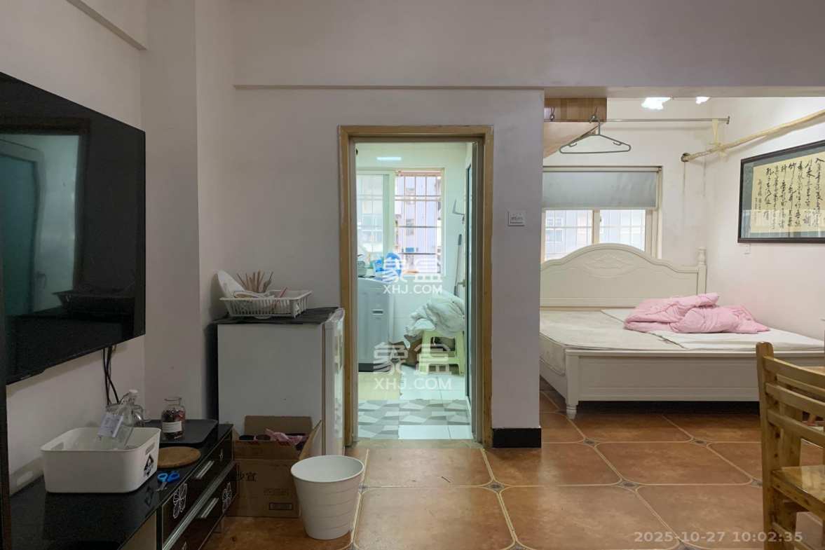 谋房博客(博客天街)  1室1厅1卫    1600.0元/月 谋房博客(博客天街)  1室1厅1卫    1600.0元/月室内图