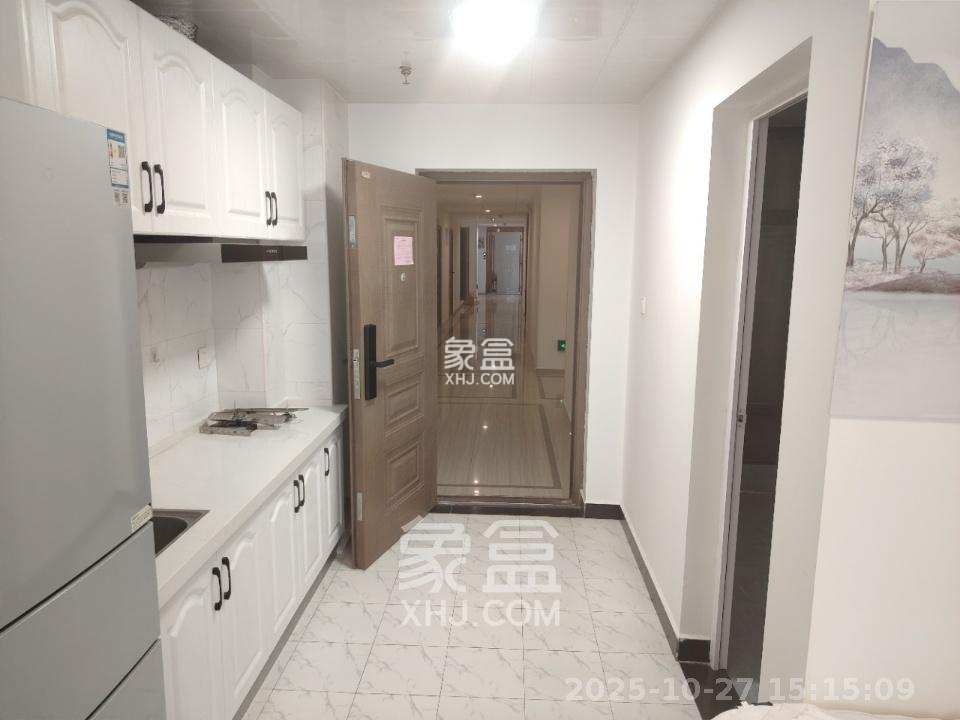 奥克斯滨仕花园(奥克斯洋湖广场/奥克斯中心) 1室0厅0卫 1600.0元/月 奥克斯滨仕花园(奥克斯洋湖广场/奥克斯中心) 1室0厅0卫 1600.0元/月室内图