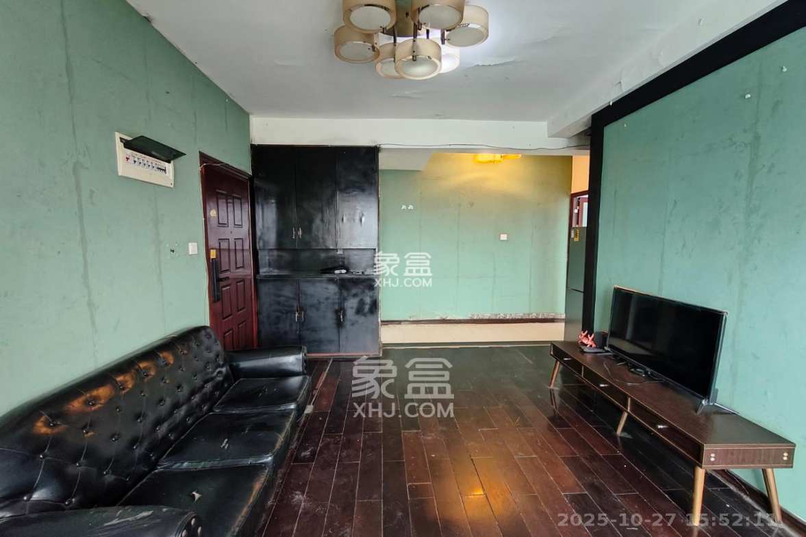 联美品格 1室2厅1卫 1700.0元/月 联美品格 1室2厅1卫 1700.0元/月室内图