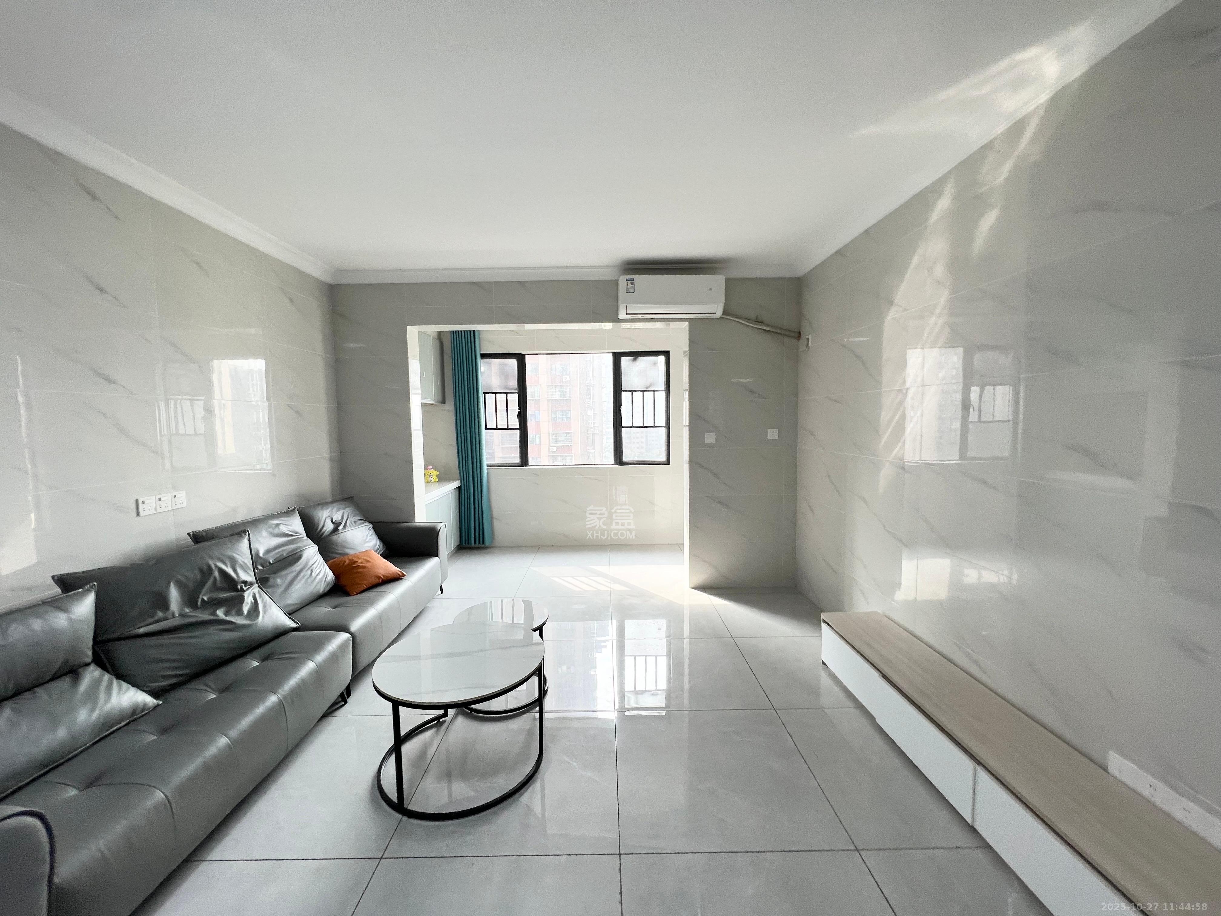 金塘家园  3室2厅2卫    2800.0元/月室内图