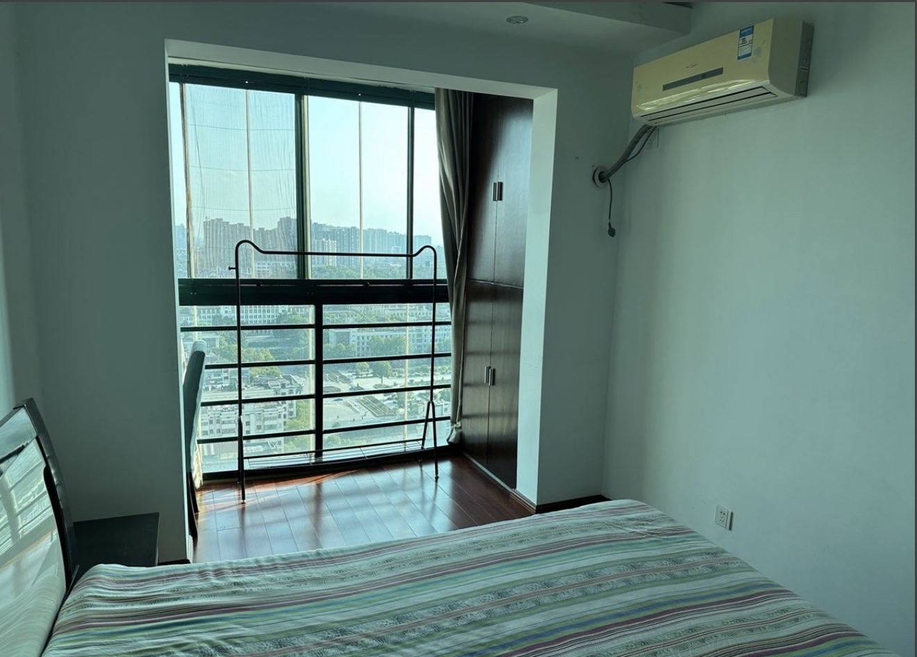 凯富红叶  1室0厅0卫    2800.0元/月室内图