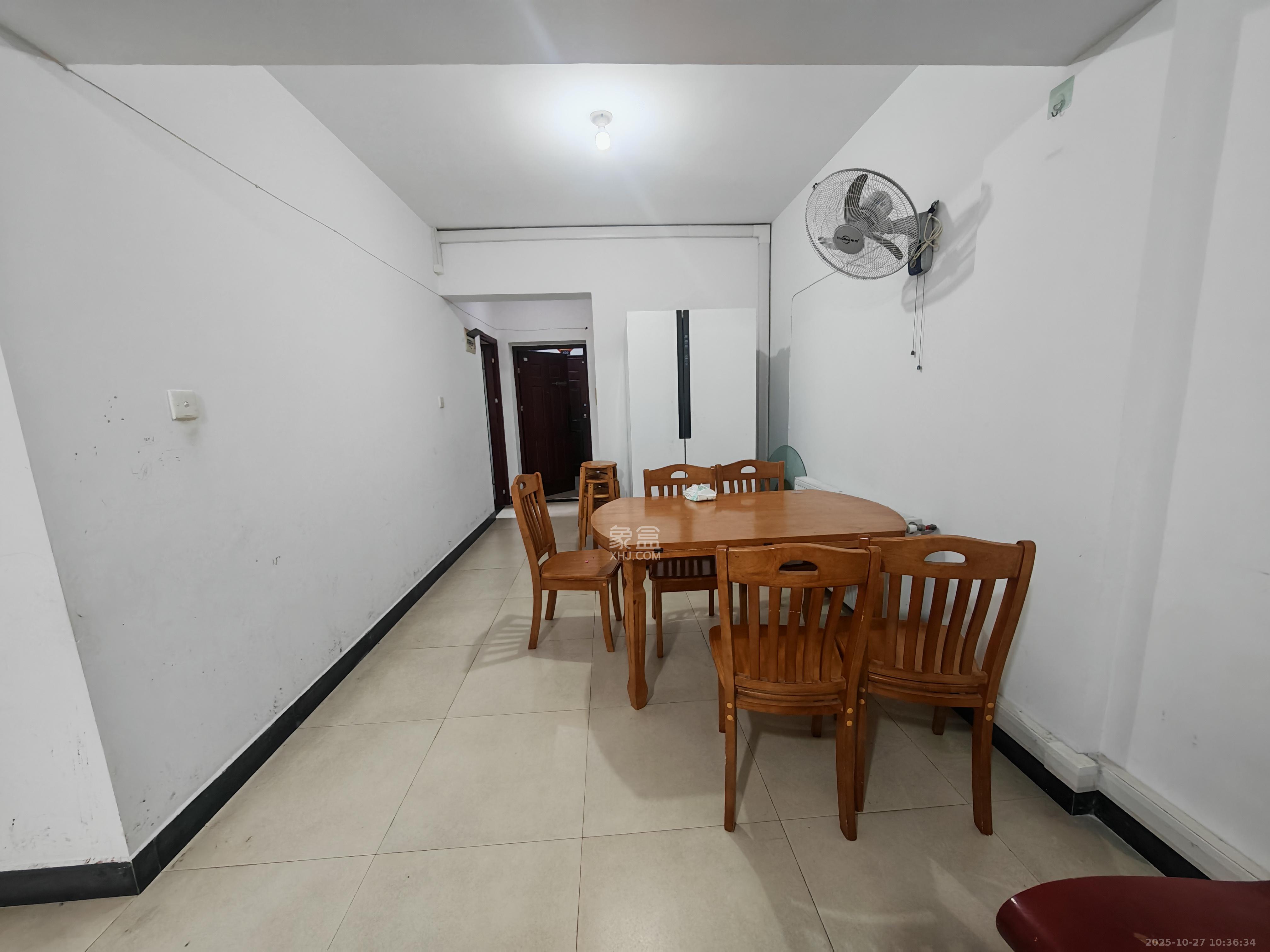 润芳园  2室2厅1卫    2000.0元/月室内图