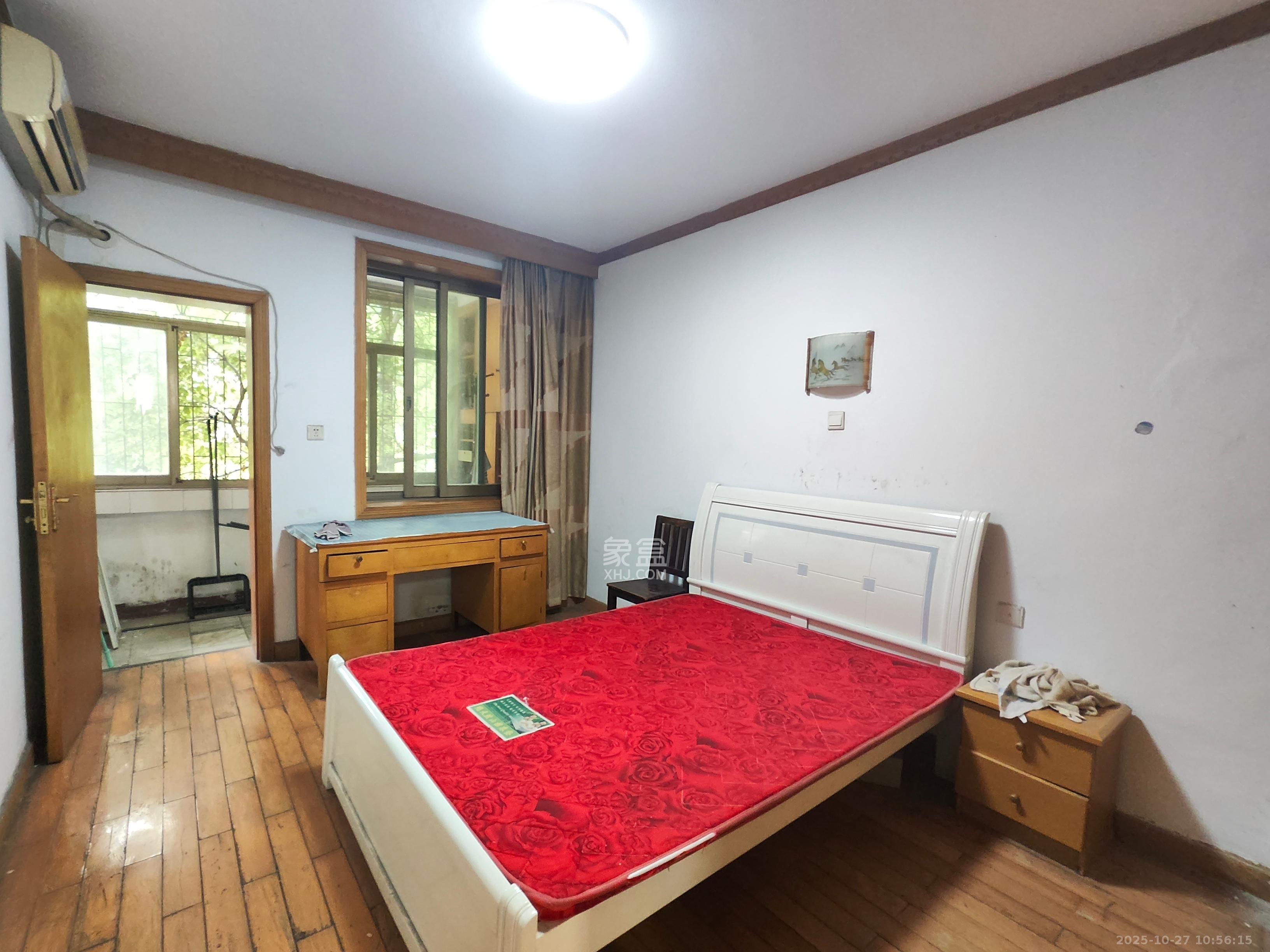 王公塘社区 2室1厅1卫 1500.0元/月 王公塘社区 2室1厅1卫 1500.0元/月室内图