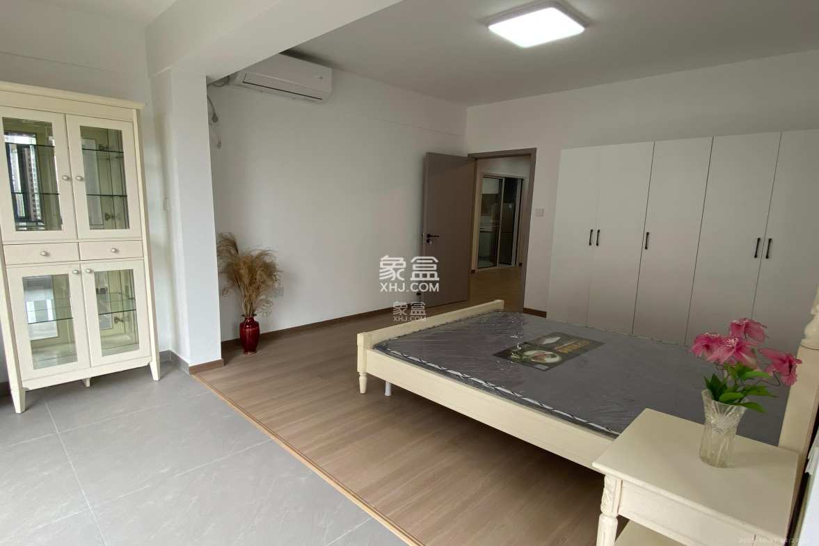 建发中央公园(建发美地) 2室2厅1卫 3200.0元/月 建发中央公园(建发美地) 2室2厅1卫 3200.0元/月室内图