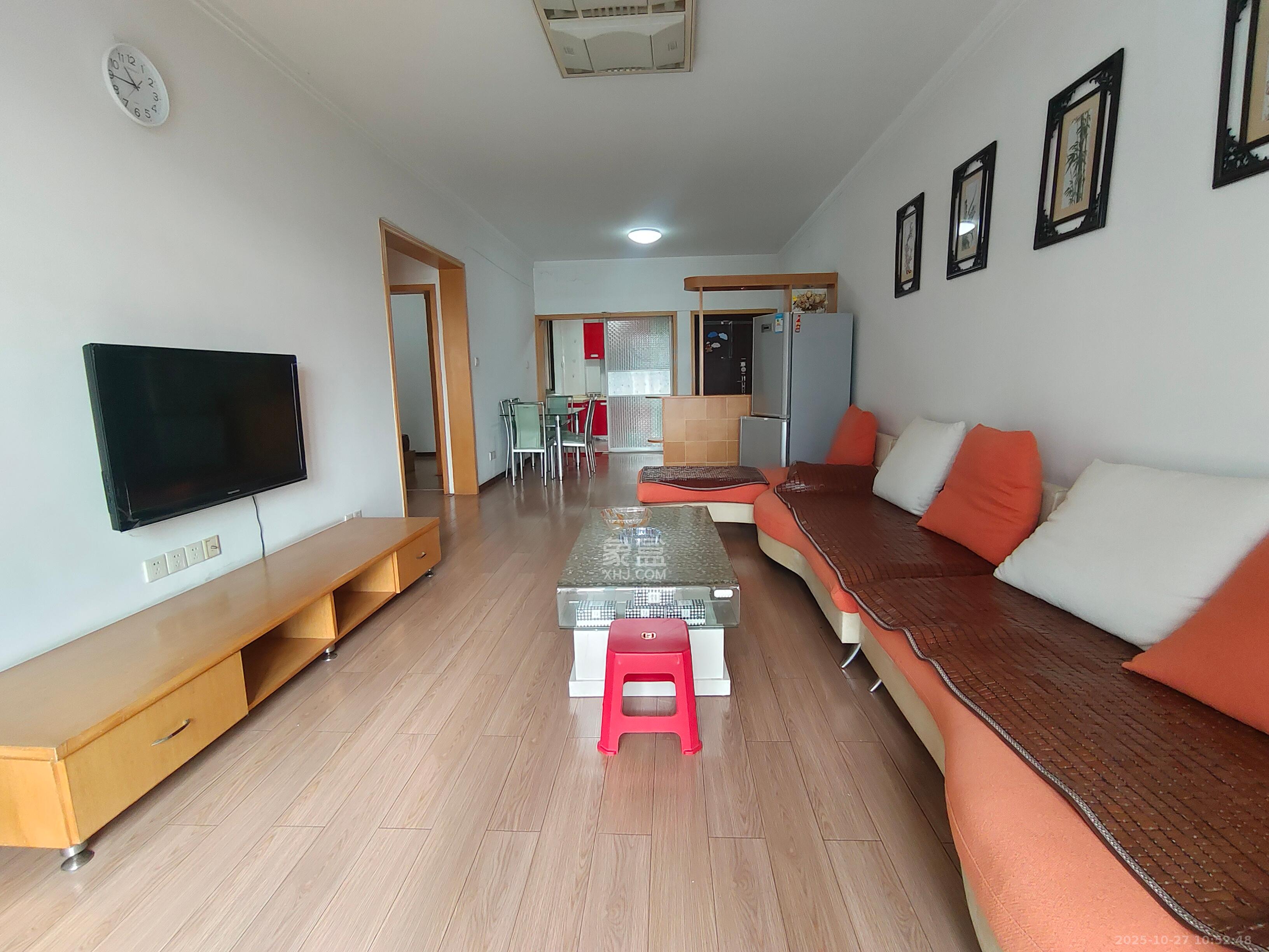 通泰梅岭苑  2室2厅1卫    2500.0元/月室内图