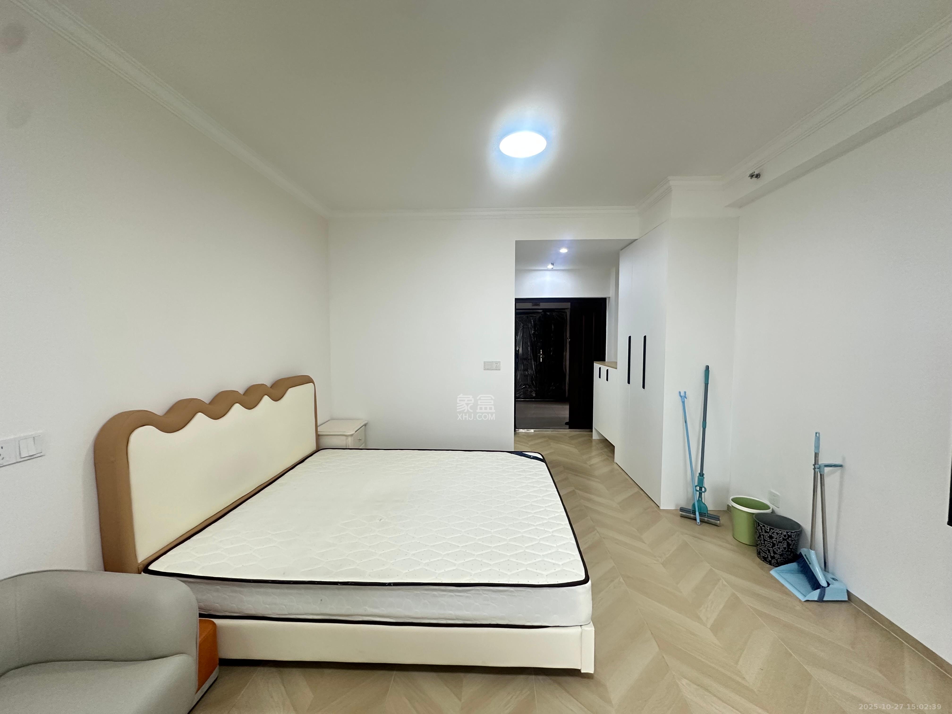 潇湘名城(新里程潇湘名城) 1室0厅0卫 1800.0元/月 潇湘名城(新里程潇湘名城) 1室0厅0卫 1800.0元/月室内图