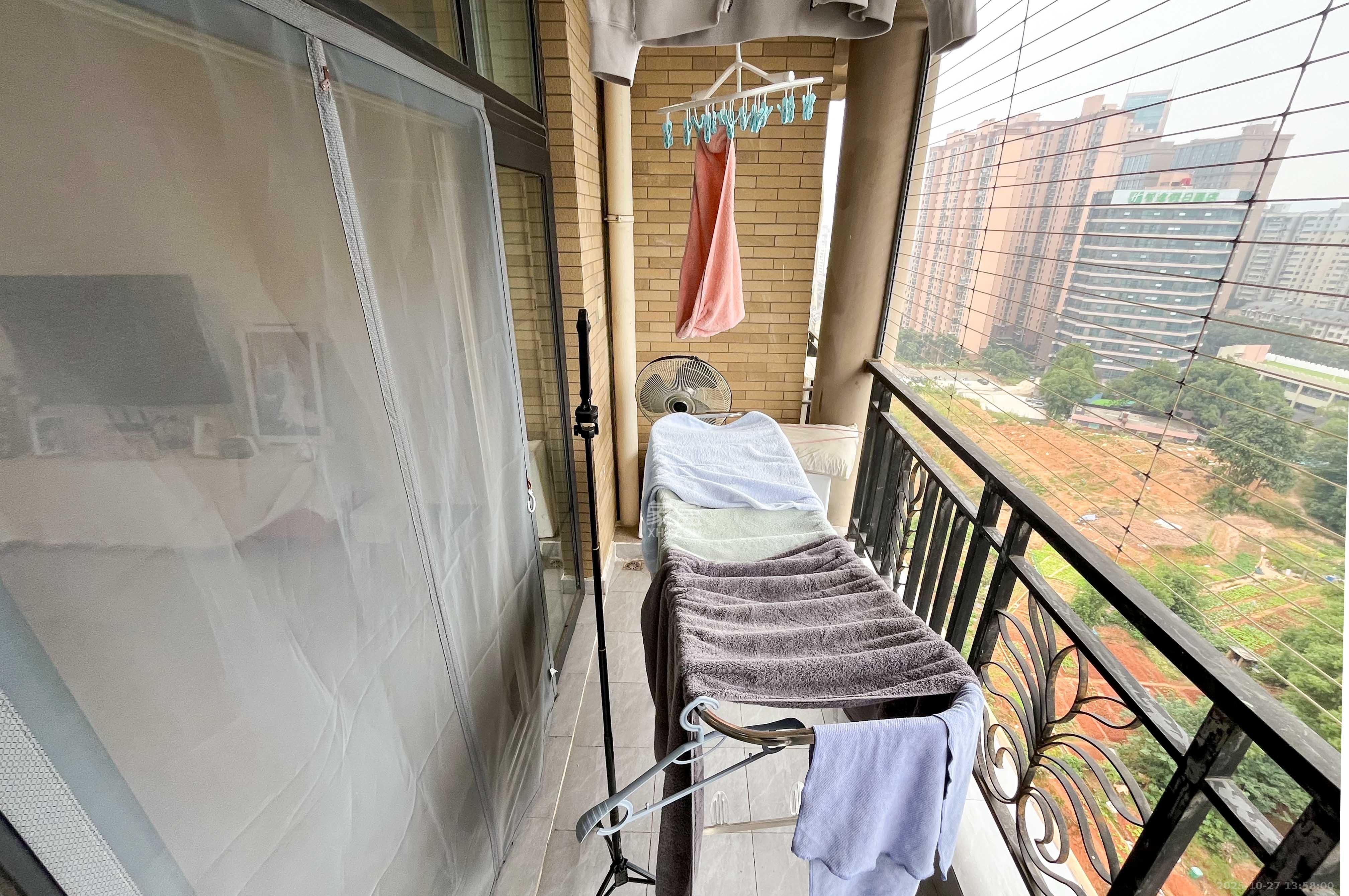 沁园春御院  3室2厅2卫    136.0万其他