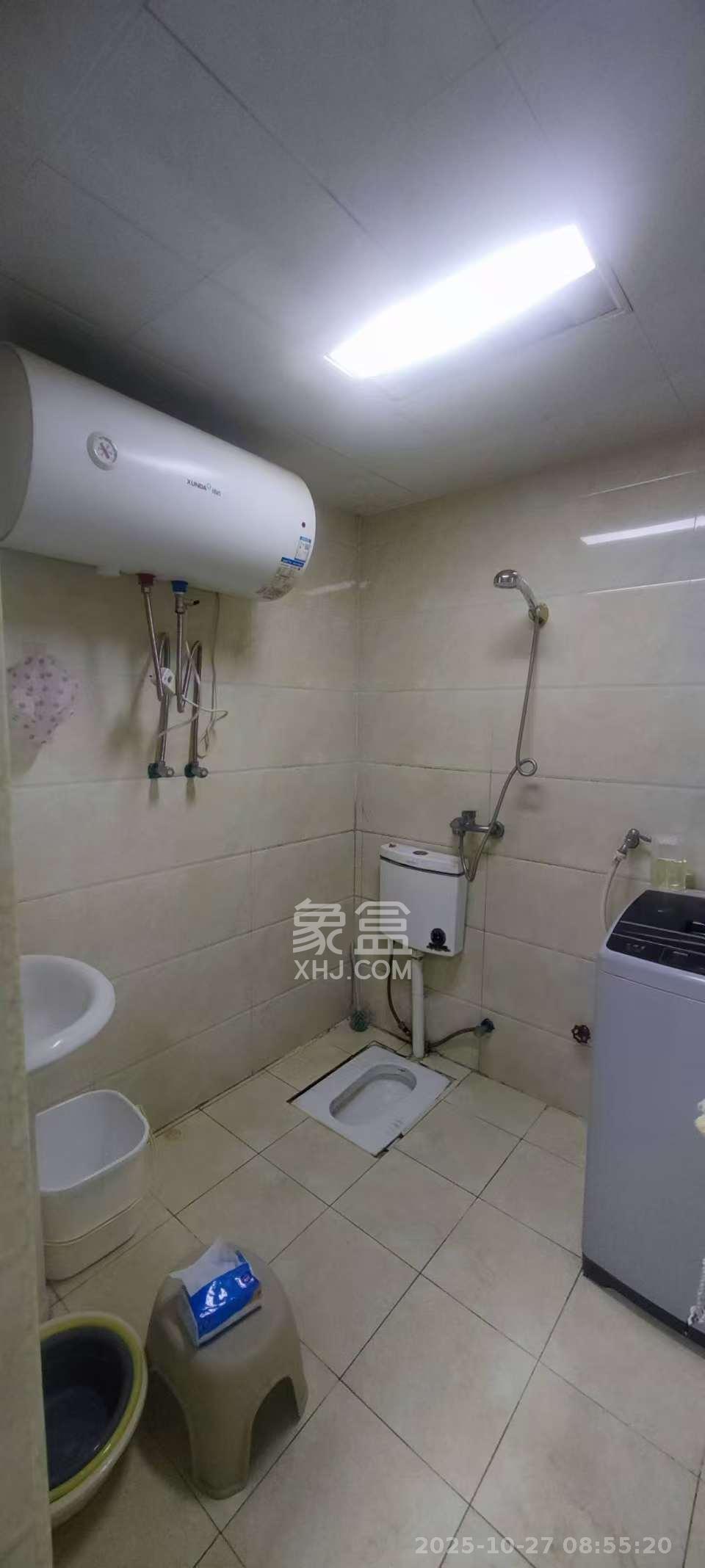 MOMA当代广场  1室1厅1卫    1100.0元/月 MOMA当代广场  1室1厅1卫    1100.0元/月室内图