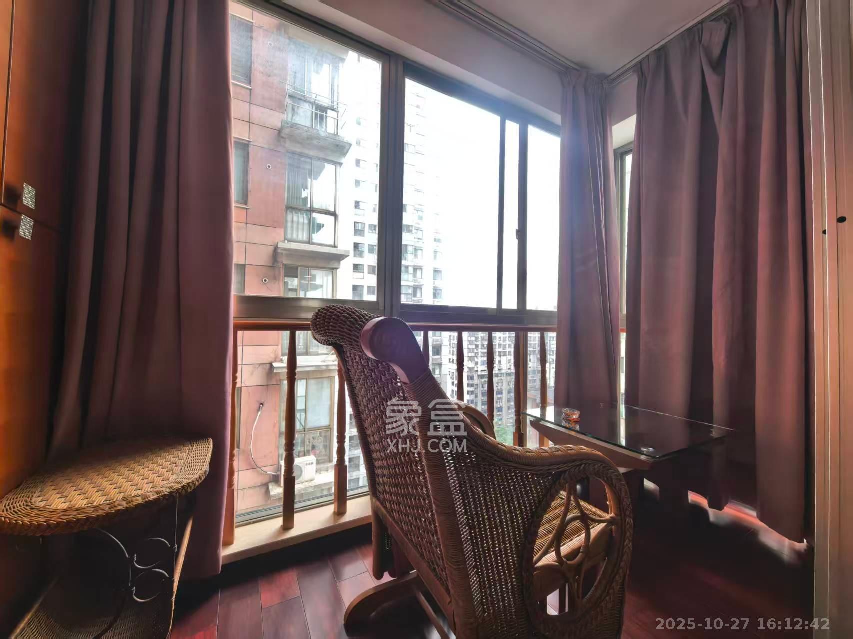 中天枫景园  4室2厅2卫    6500.0元/月 中天枫景园  4室2厅2卫    6500.0元/月室内图