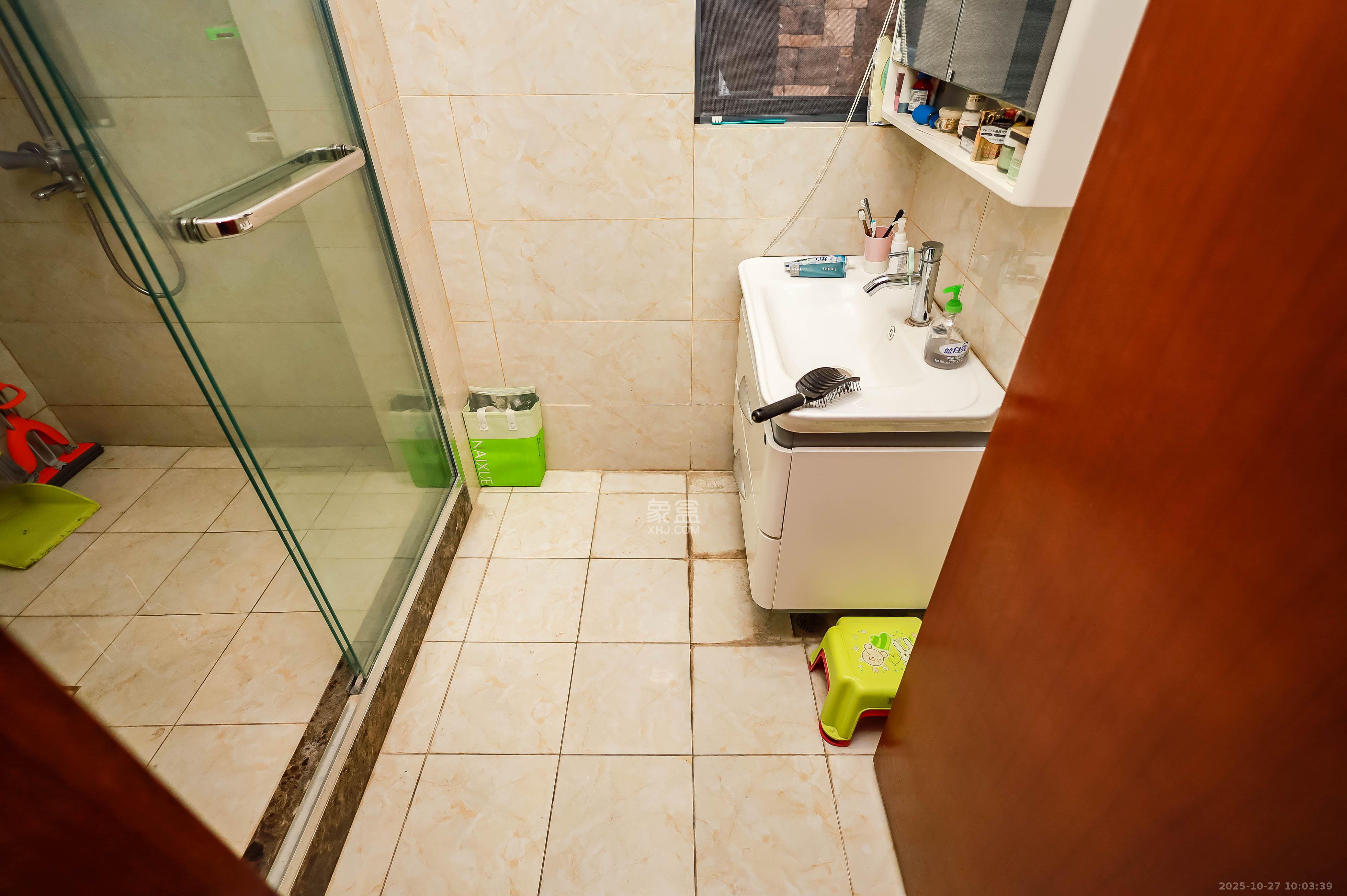 天麓尚层  3室2厅2卫    4500.0元/月 天麓尚层  3室2厅2卫    4500.0元/月室内图