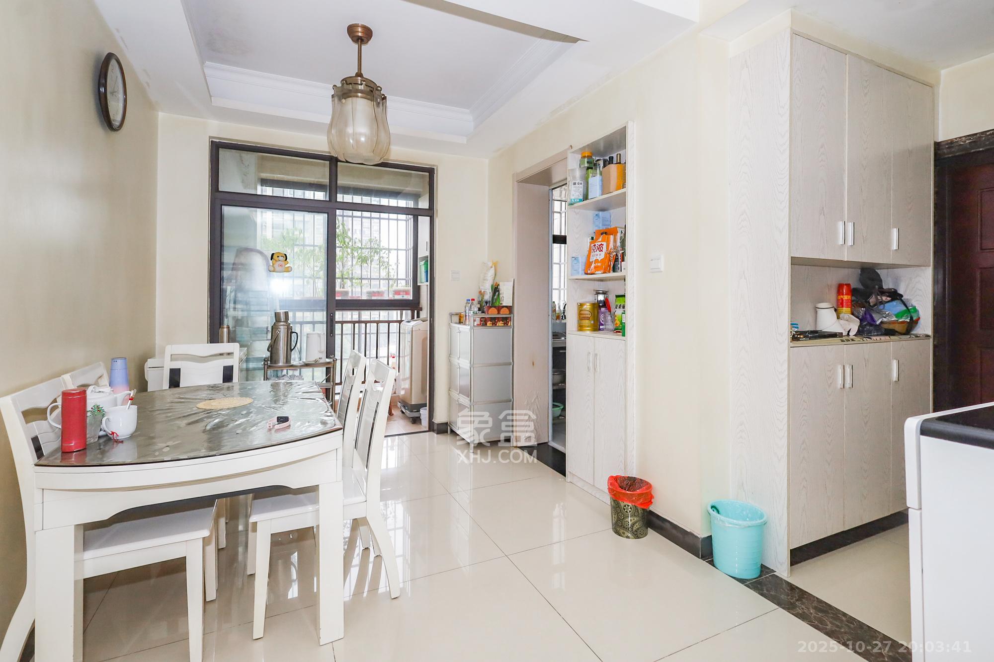 阳光丽城一期  4室2厅2卫    158.0万其他