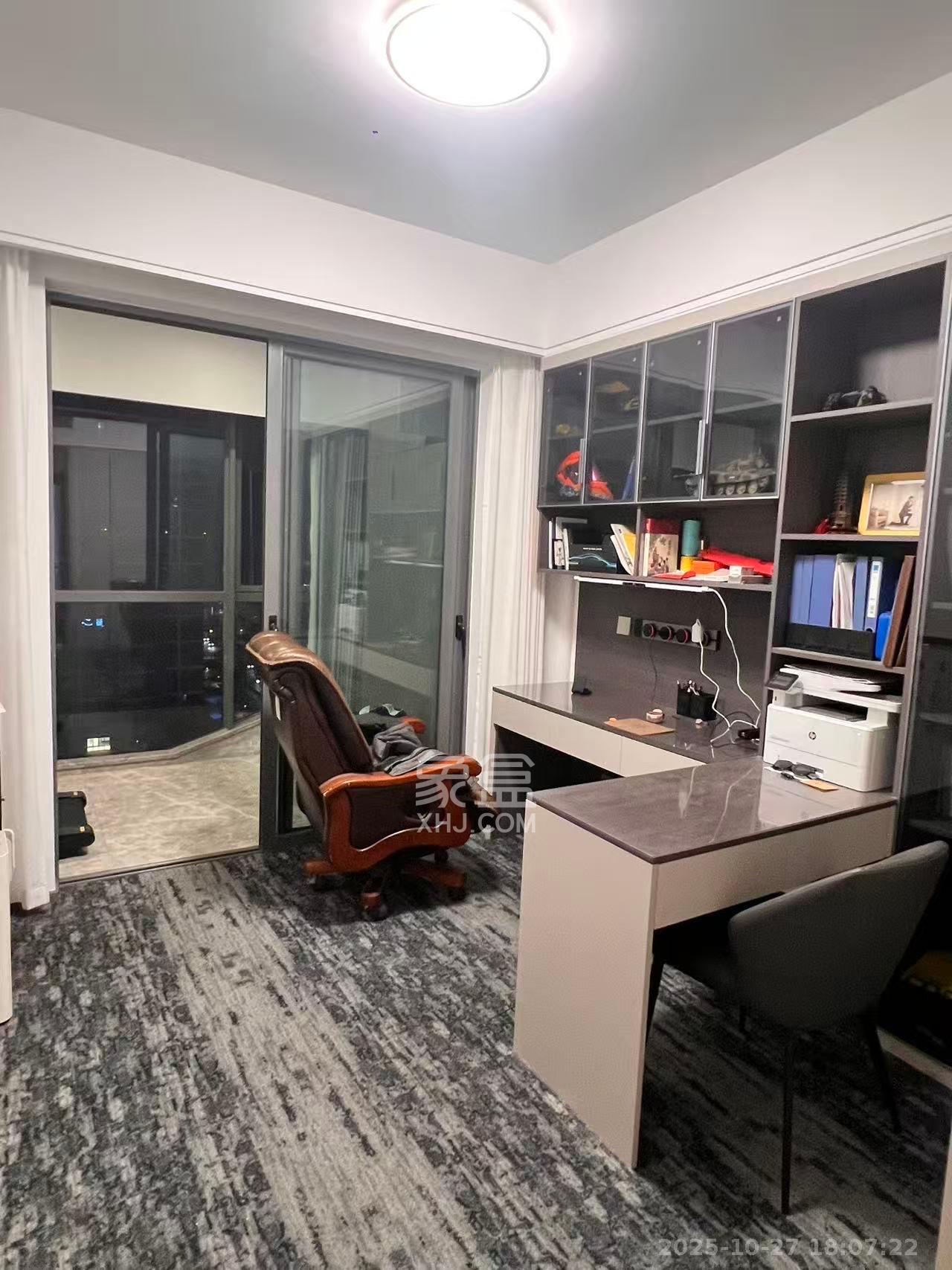 复地滨江金融中心  4室2厅2卫    6000.0元/月 复地滨江金融中心  4室2厅2卫    6000.0元/月室内图