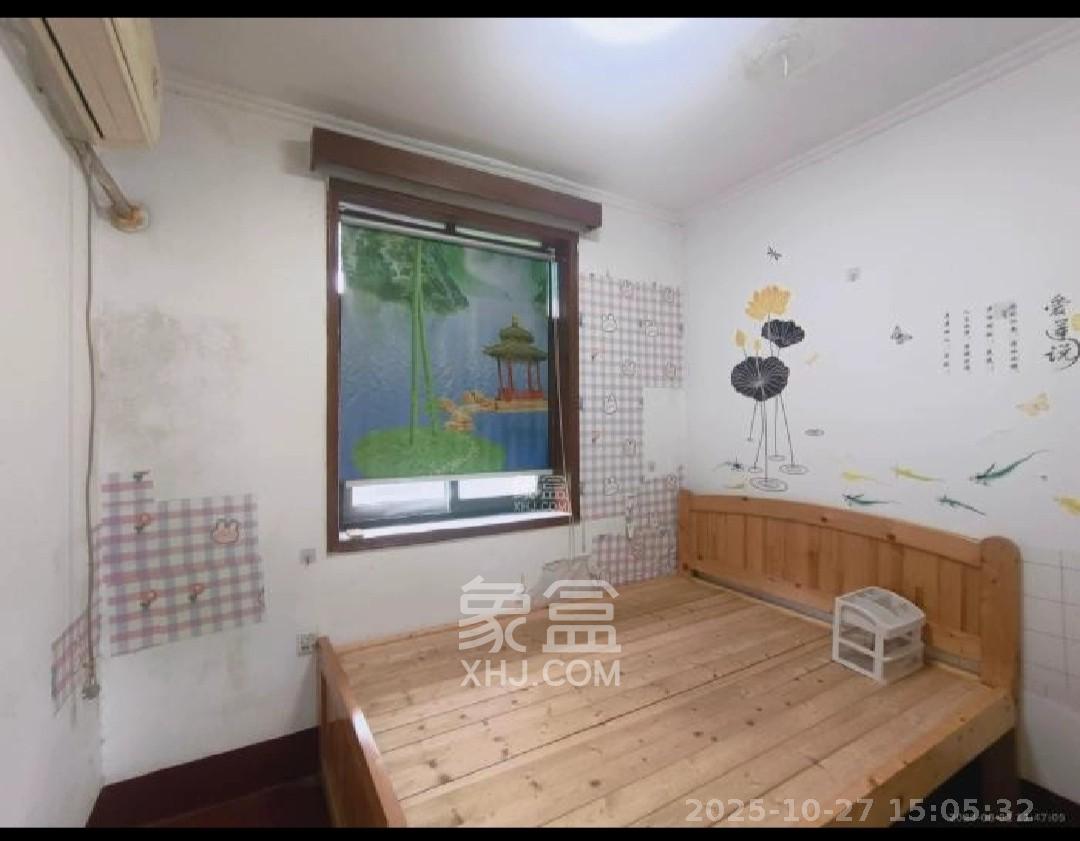 红旗区二片  2室1厅1卫    1300.0元/月室内图