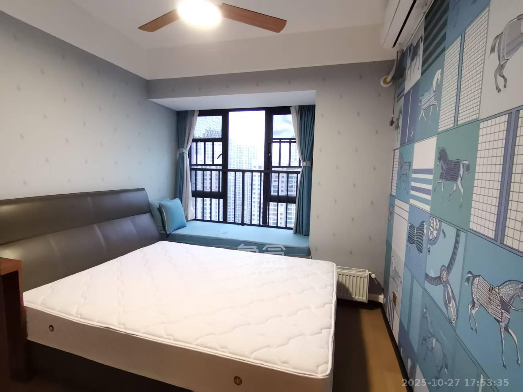 润和滨江府  4室2厅2卫    3300.0元/月室内图