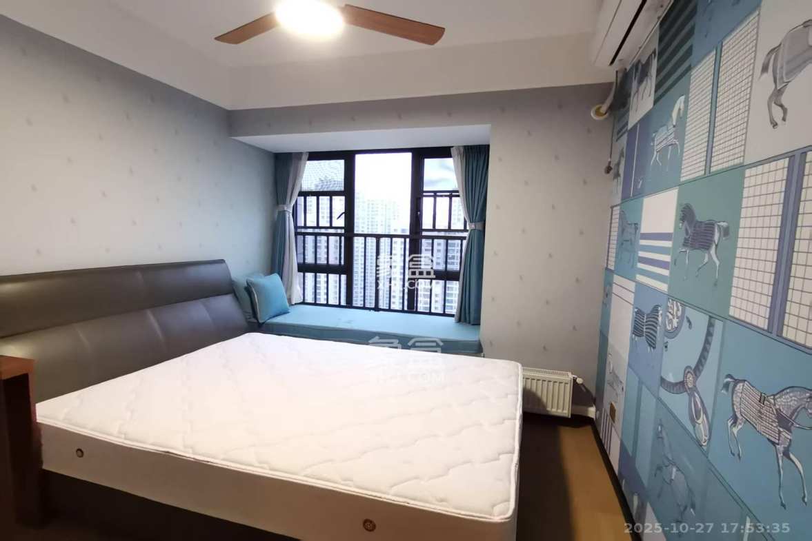 润和滨江府  4室2厅2卫    3300.0元/月 润和滨江府  4室2厅2卫    3300.0元/月室内图