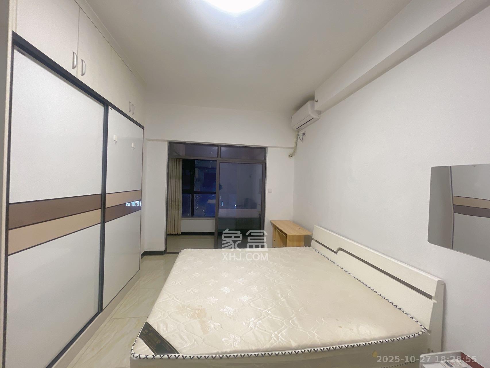 梅溪国际公寓(步步高新天地) 1室1厅1卫 1700.0元/月 梅溪国际公寓(步步高新天地) 1室1厅1卫 1700.0元/月室内图