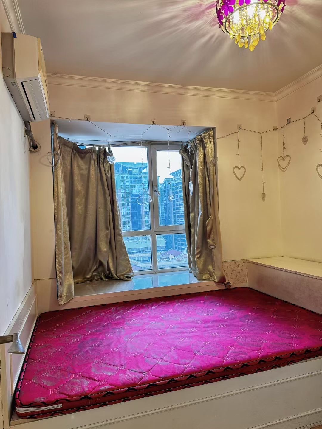 民俗文化广场  2室2厅1卫    2000.0元/月室内图