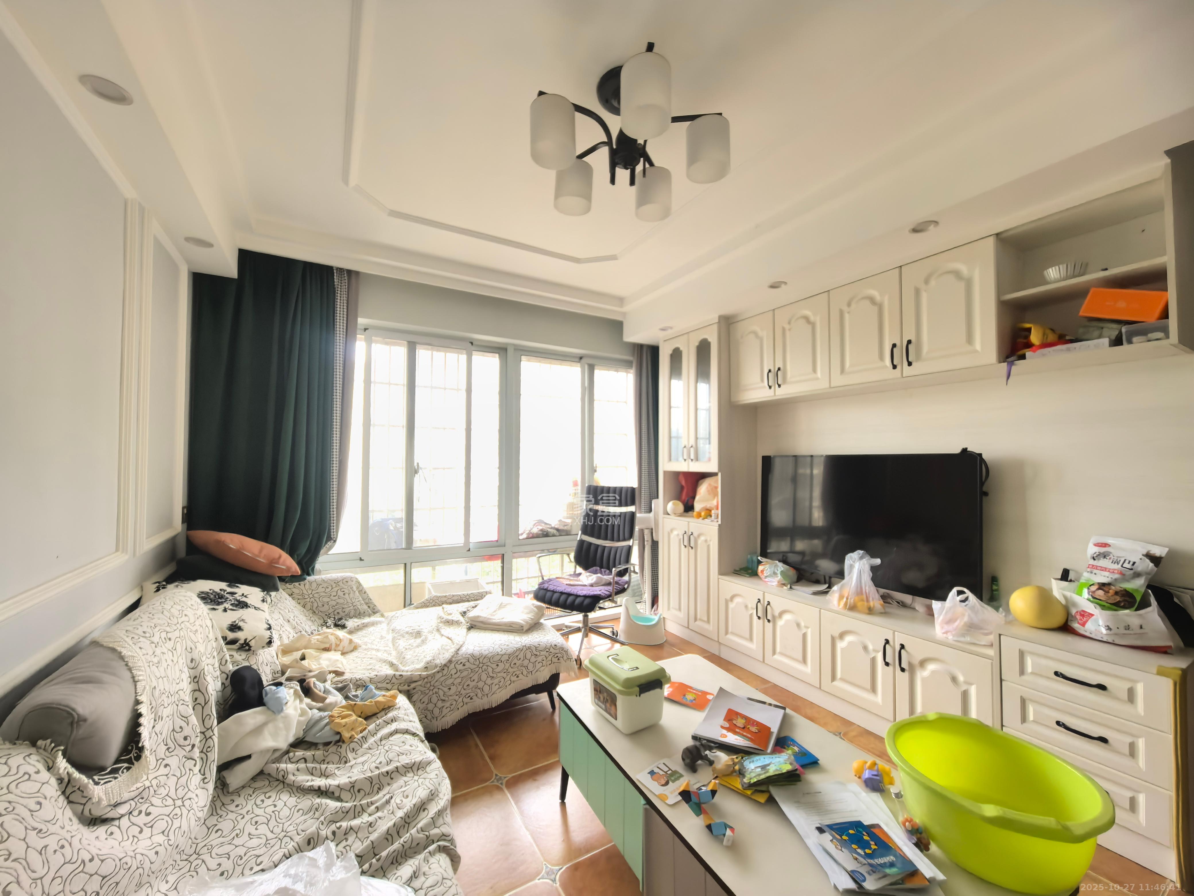 谷山乐园三期  3室2厅1卫    2400.0元/月 谷山乐园三期  3室2厅1卫    2400.0元/月