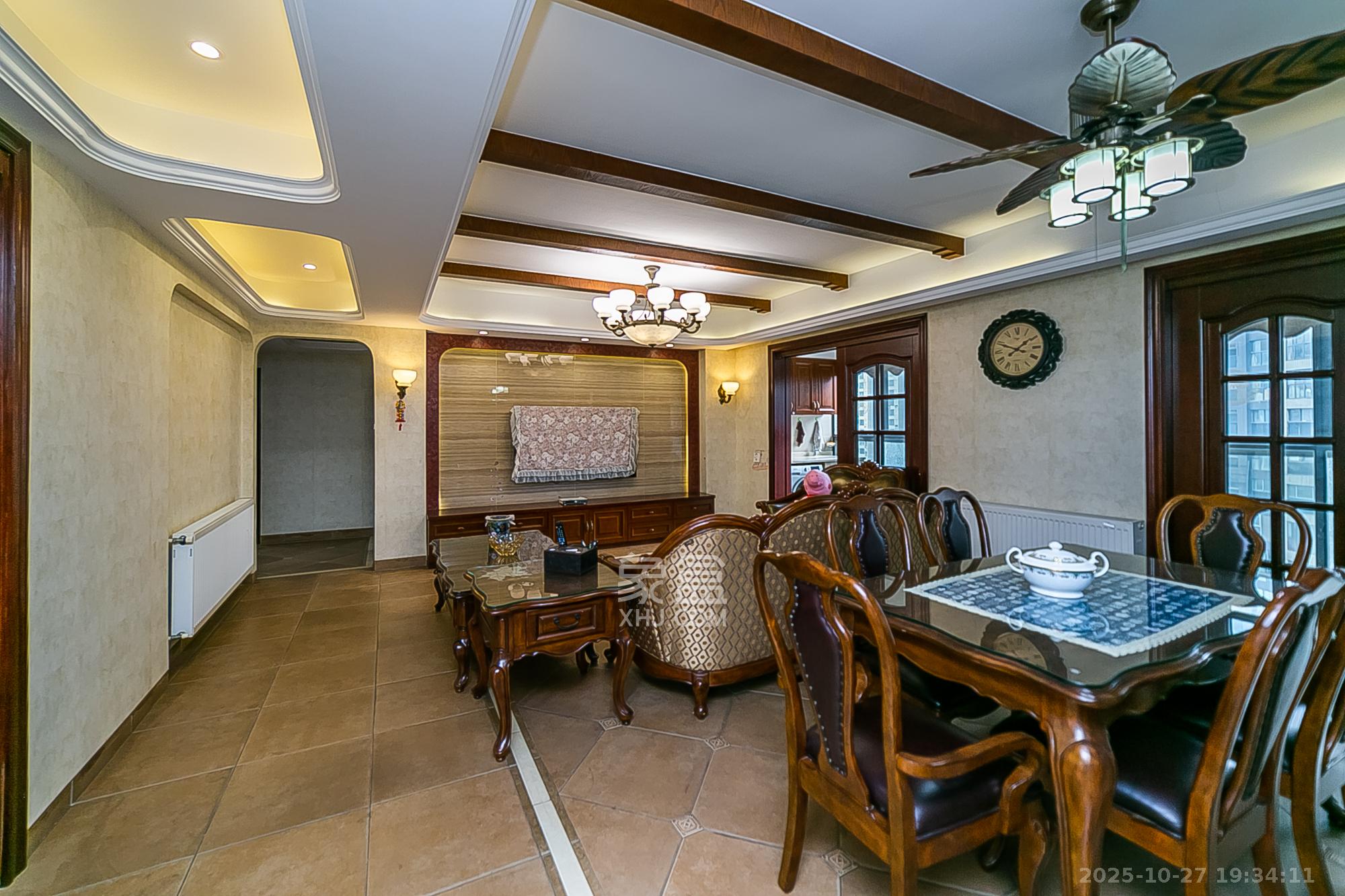 通用时代国际社区  4室2厅1卫    165.0万 通用时代国际社区  4室2厅1卫    165.0万