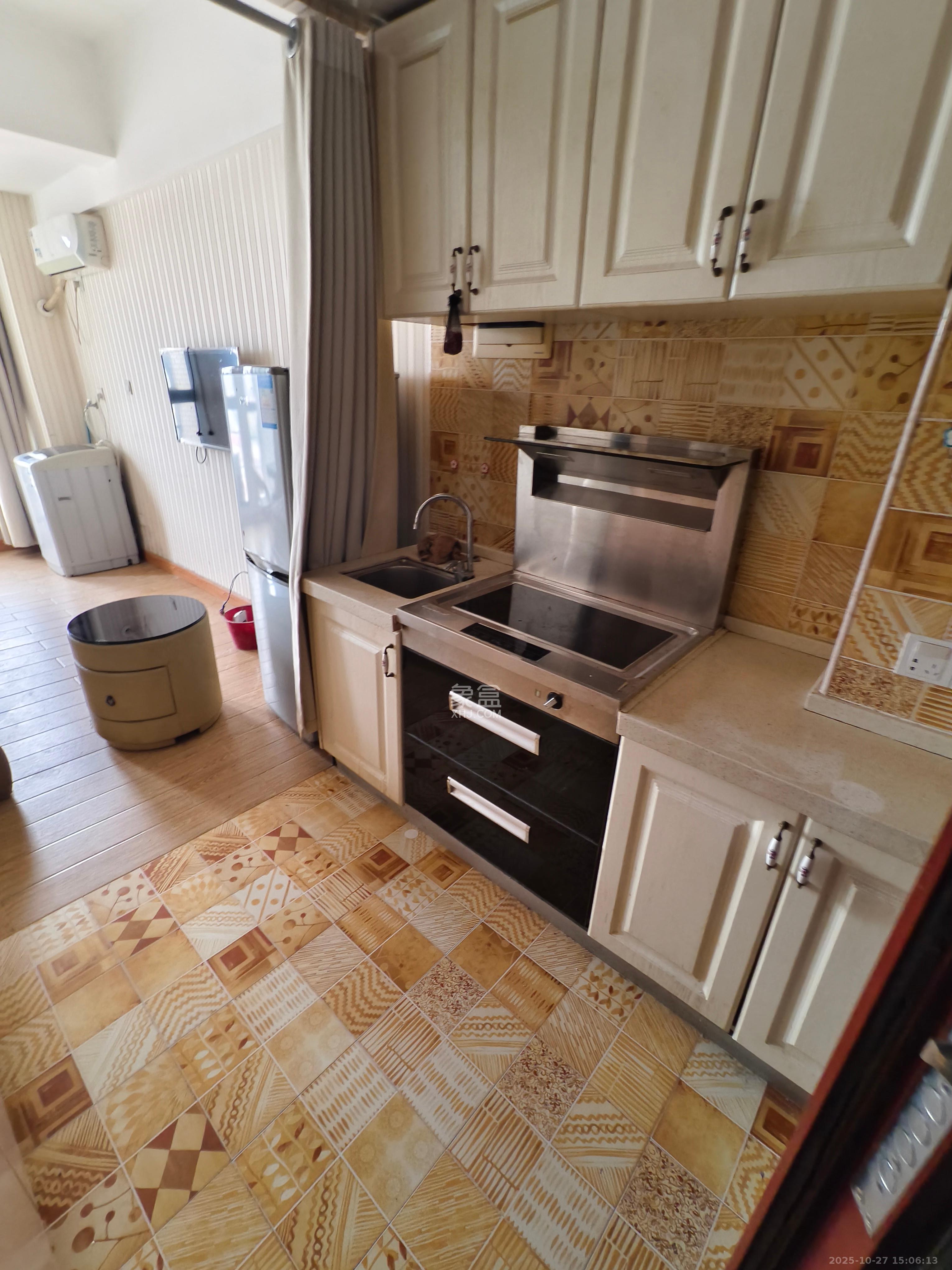 嘉汇公馆  1室1厅1卫    1300.0元/月室内图