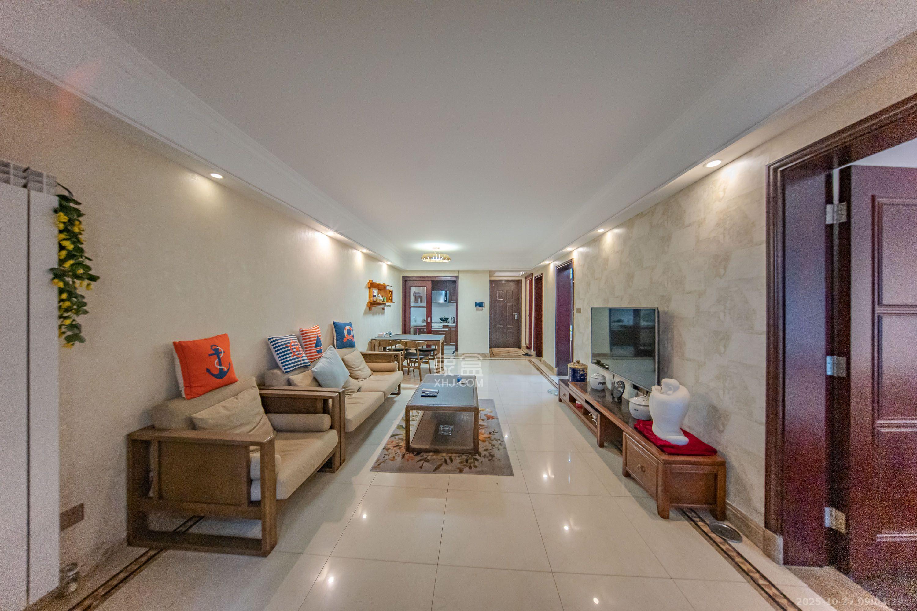 中海国际一期  3室2厅1卫    2000.0元/月室内图