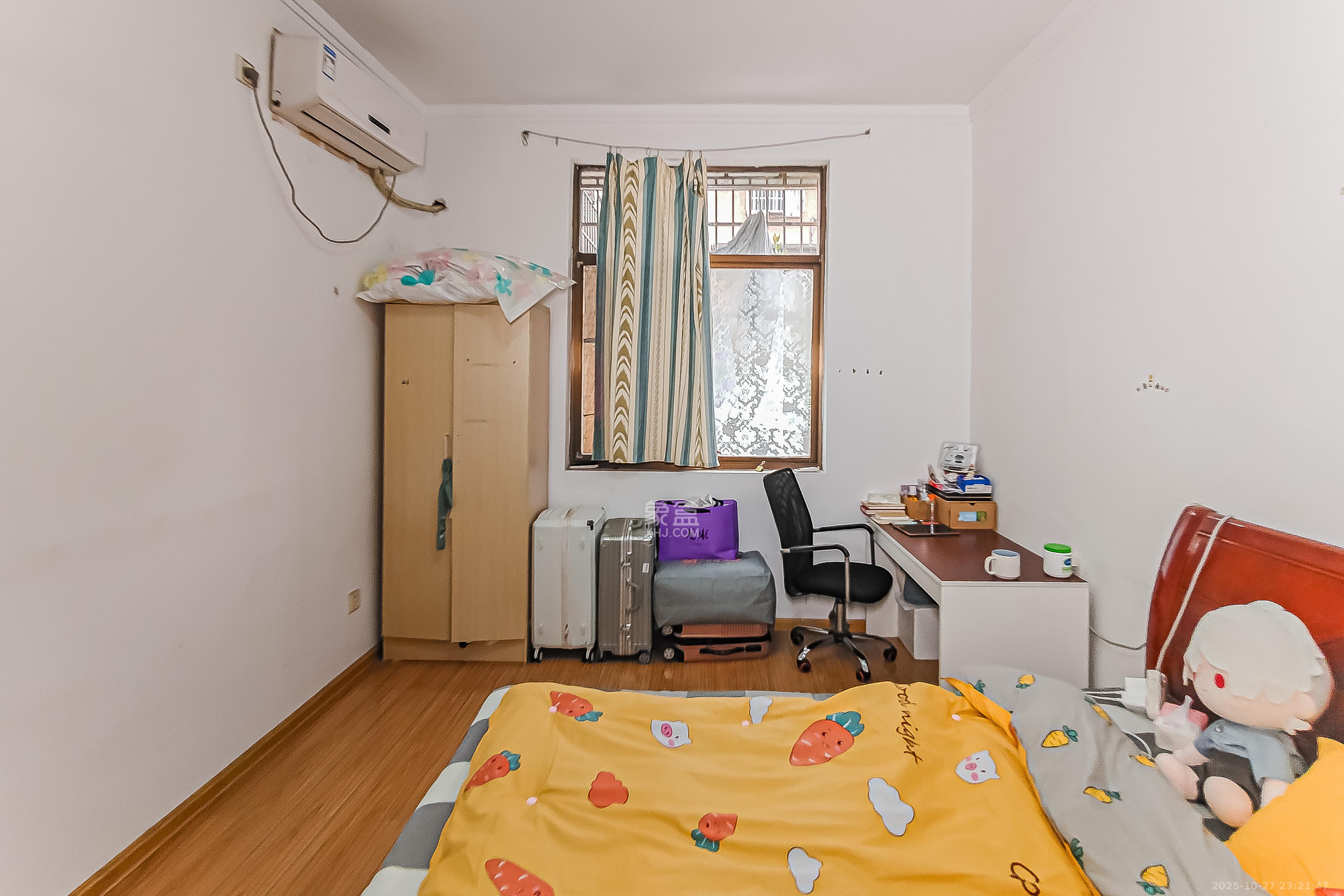 省水院宿舍  2室1厅1卫    63.0万卧室