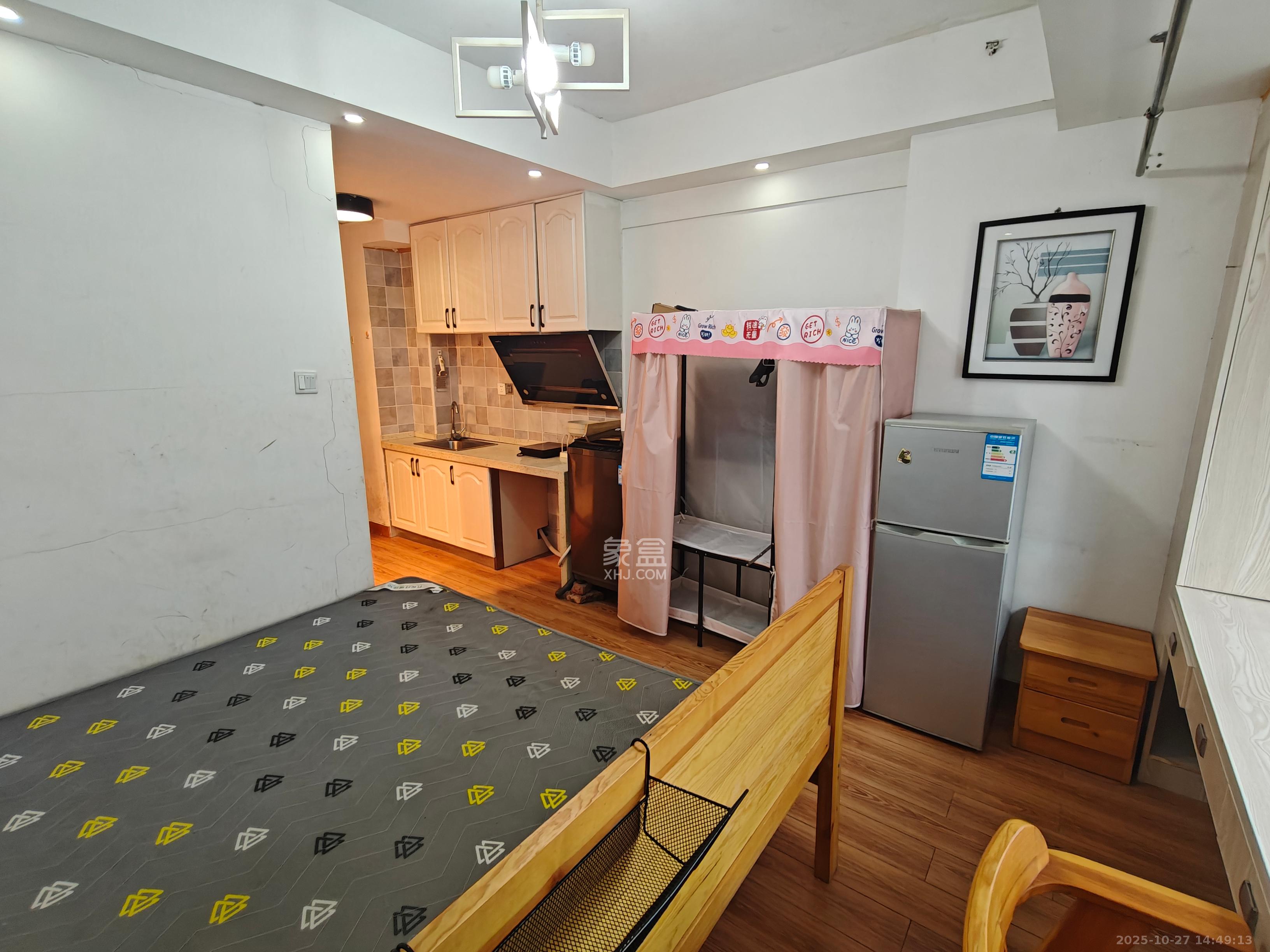 协信星澜汇  1室1厅1卫    1300.0元/月 协信星澜汇  1室1厅1卫    1300.0元/月室内图