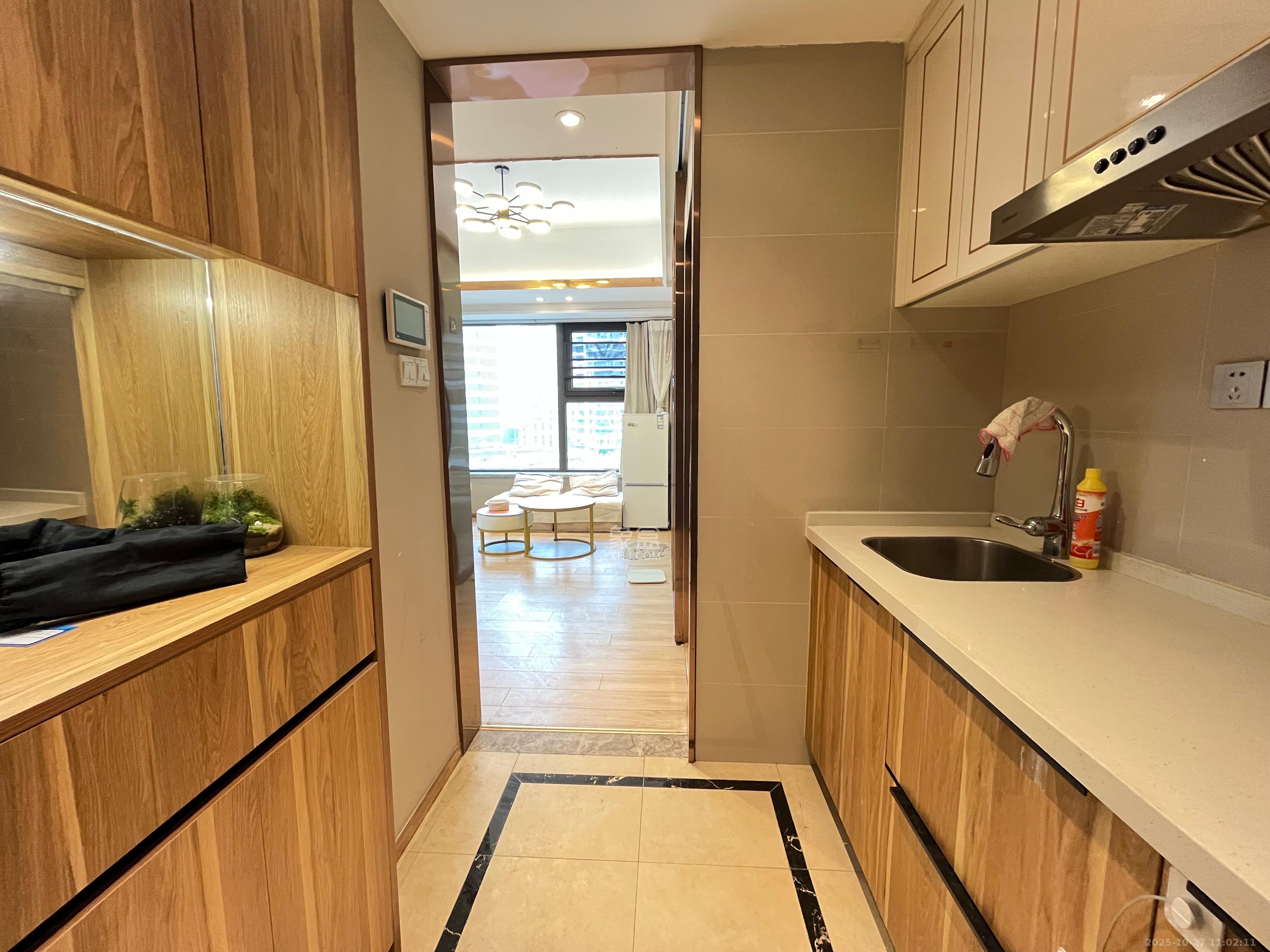 远洋外滩壹号  1室0厅0卫    1700.0元/月室内图