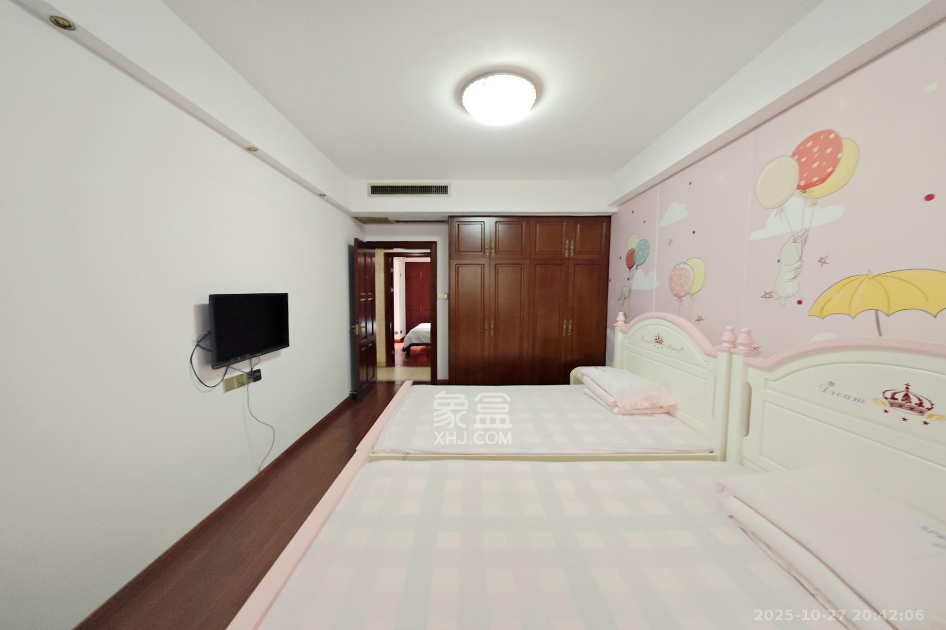 佳润新城（佳润新都）  4室2厅2卫    175.0万卧室