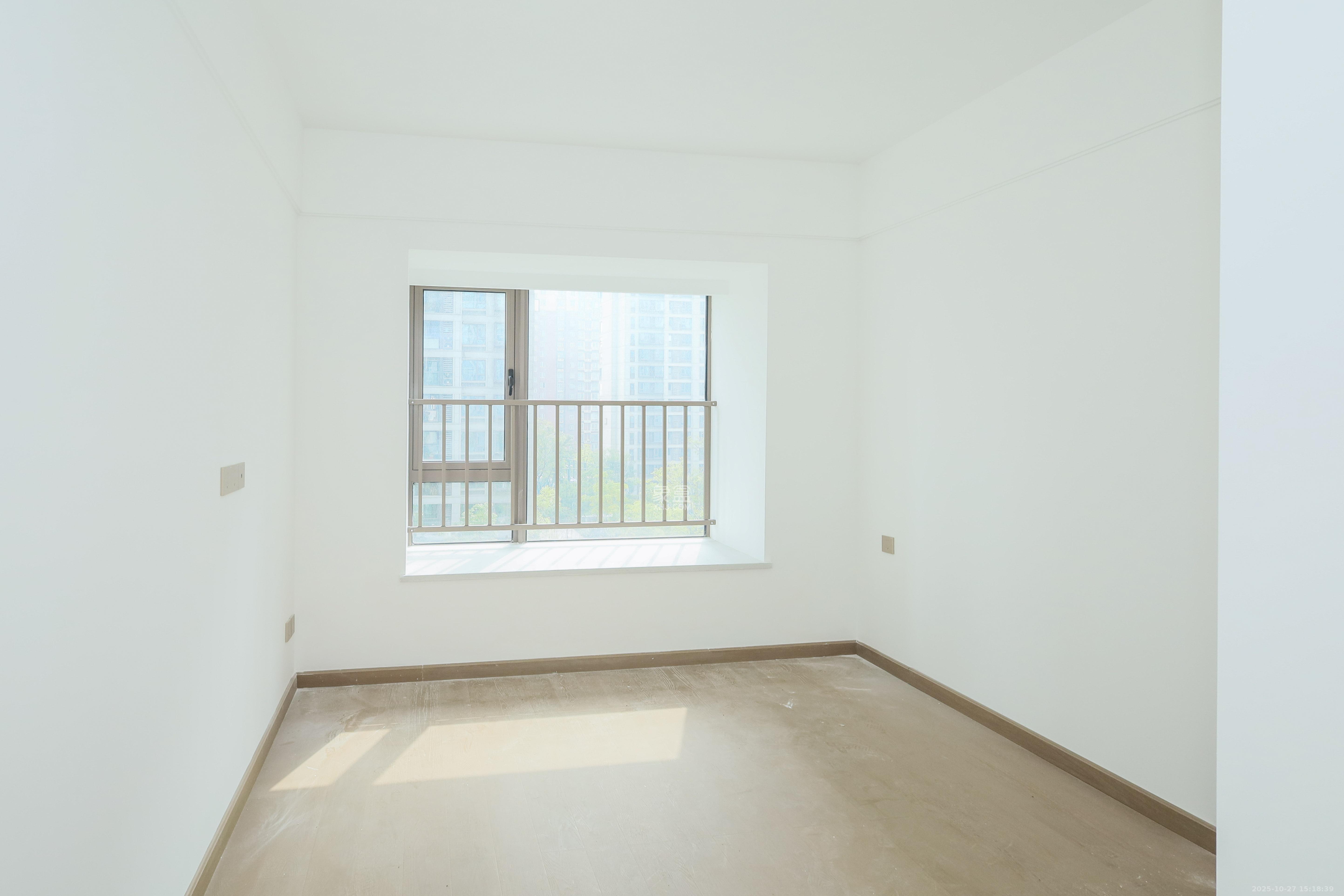 长沙溪山悦  4室2厅1卫    140.0万 长沙溪山悦  4室2厅1卫    140.0万卧室