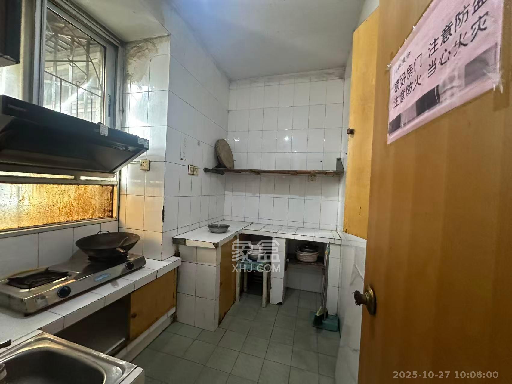 武警宿舍  3室2厅1卫    1500.0元/月室内图