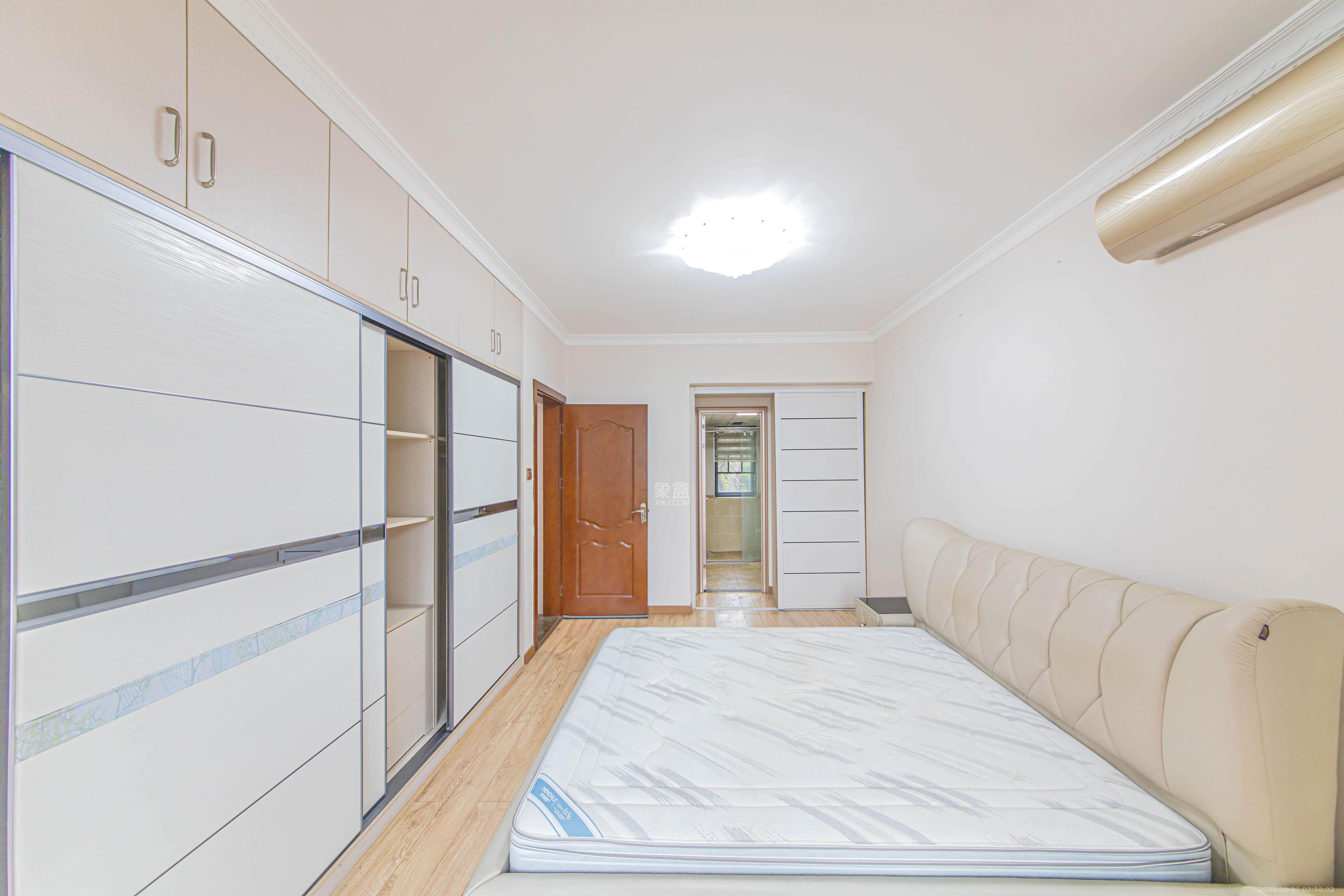 中建芙蓉嘉苑 3室2厅2卫 130.0万 中建芙蓉嘉苑 3室2厅2卫 130.0万卧室