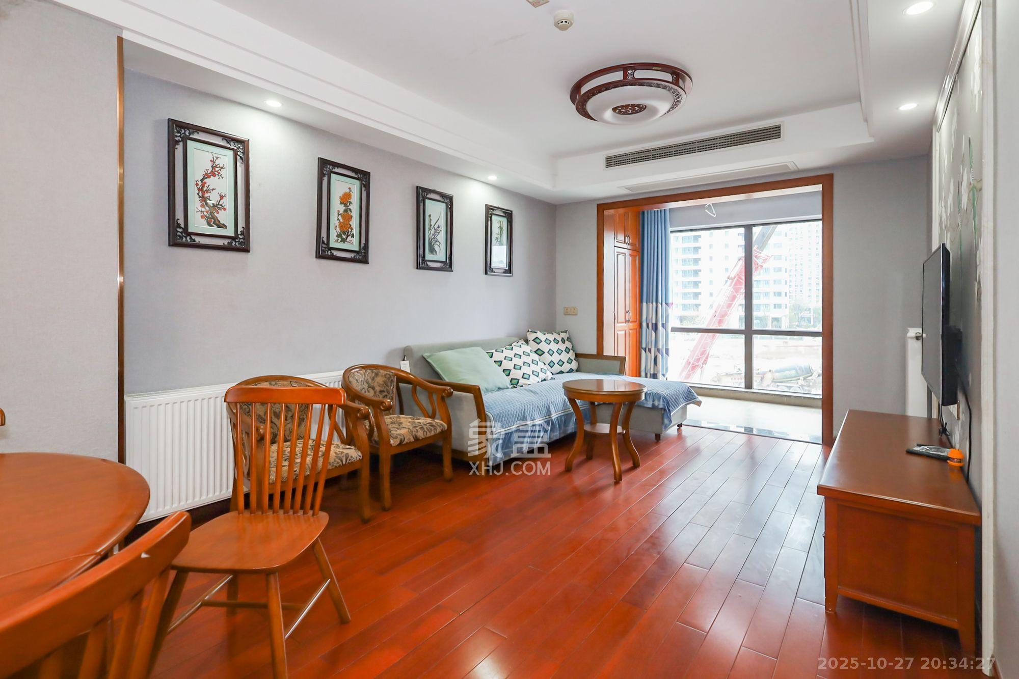 保利西海岸B区  2室2厅1卫    2600.0元/月 保利西海岸B区  2室2厅1卫    2600.0元/月室内图