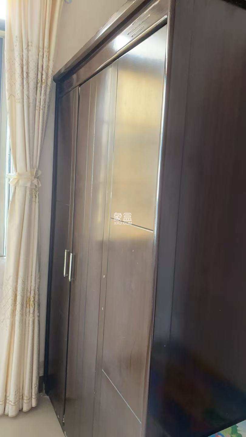 农行宿舍(龙华路) 1室1厅1卫 1400.0元/月 农行宿舍(龙华路) 1室1厅1卫 1400.0元/月室内图