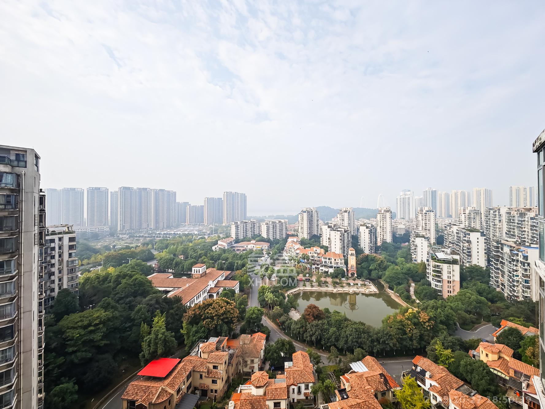 山语城一期 3室2厅2卫 90.0万 山语城一期 3室2厅2卫 90.0万其他