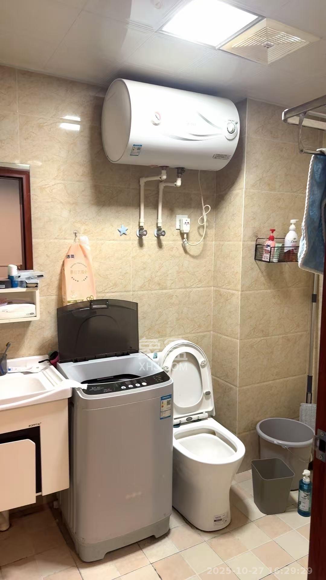 融科东南海  1室1厅1卫    1300.0元/月室内图